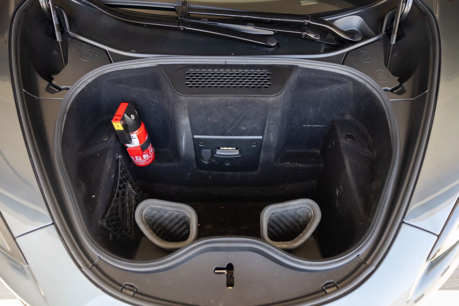 mph069_884480083_Used_2020_Mc_Laren_620_R_1785795567_0176ab9fa1