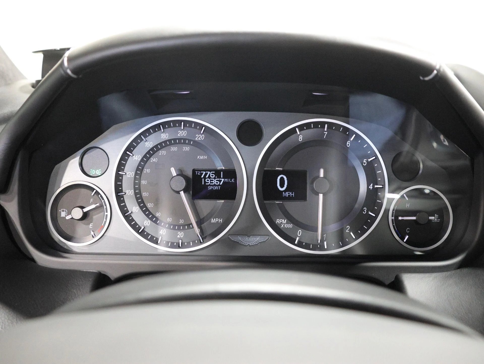 mph069_901458438_Used_2012_Aston_Martin_V12_Vantage_Rare_6_Speed_Manual_Over_200_K_MSRP_20_K_In_Recent_Maintenance_1770846605_e11baa8e8d