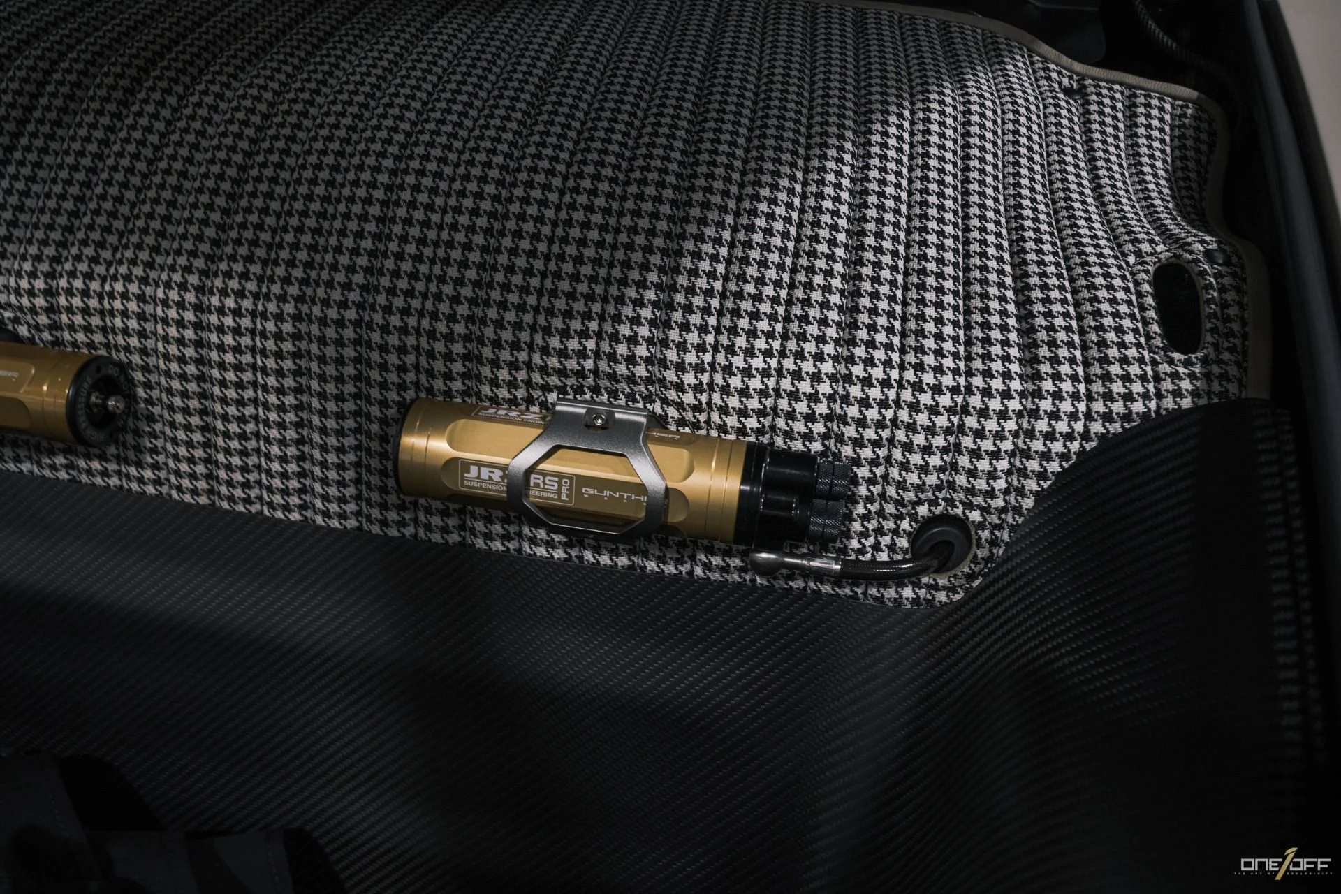 mph069_915221042_Used_1997_Porsche_911_Gunther_Werks_Speedster_1762323699_1df6fb6256