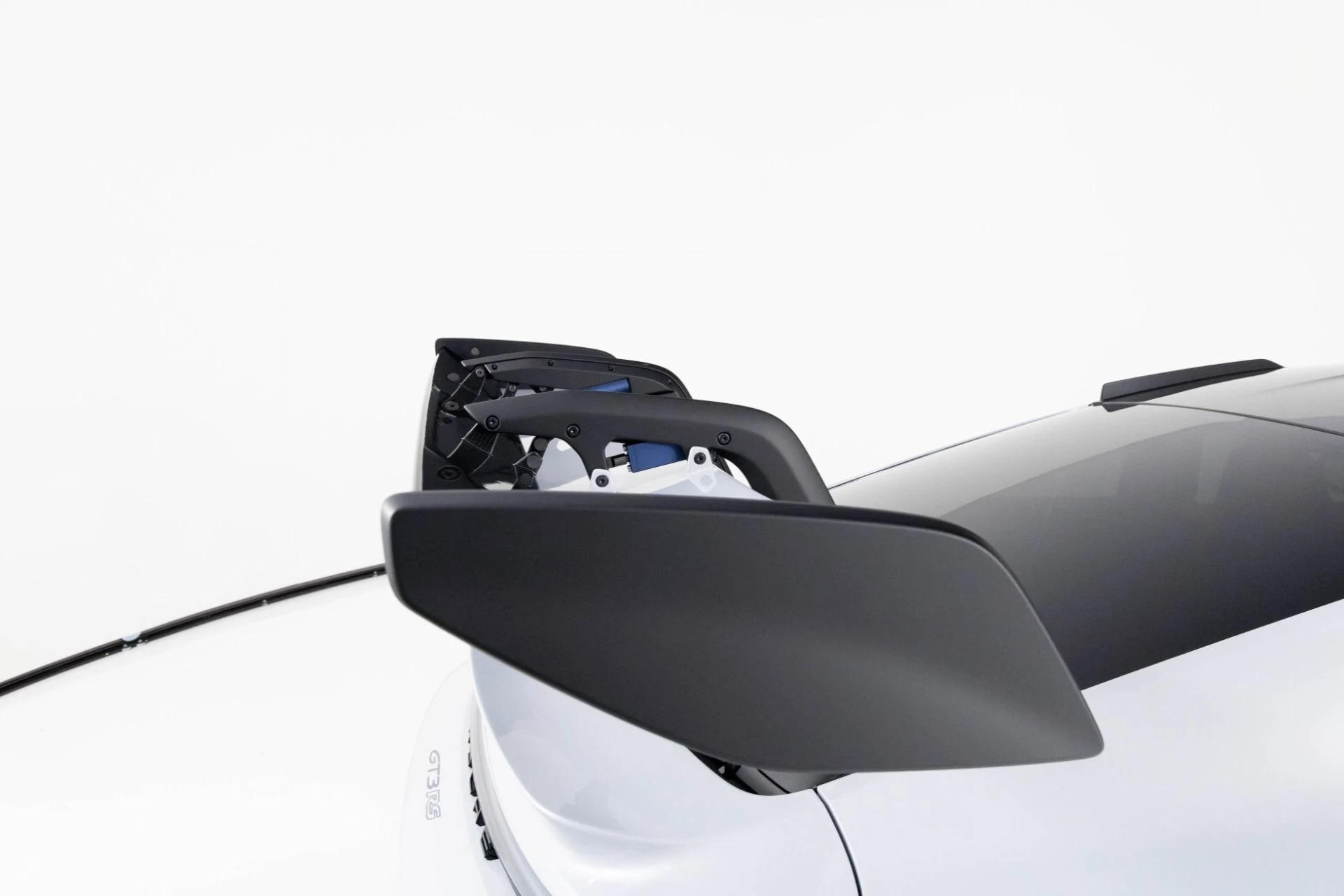 mph069_922834131_Used_2025_Porsche_911_GT_3_RS_1763053597_f2a041a429