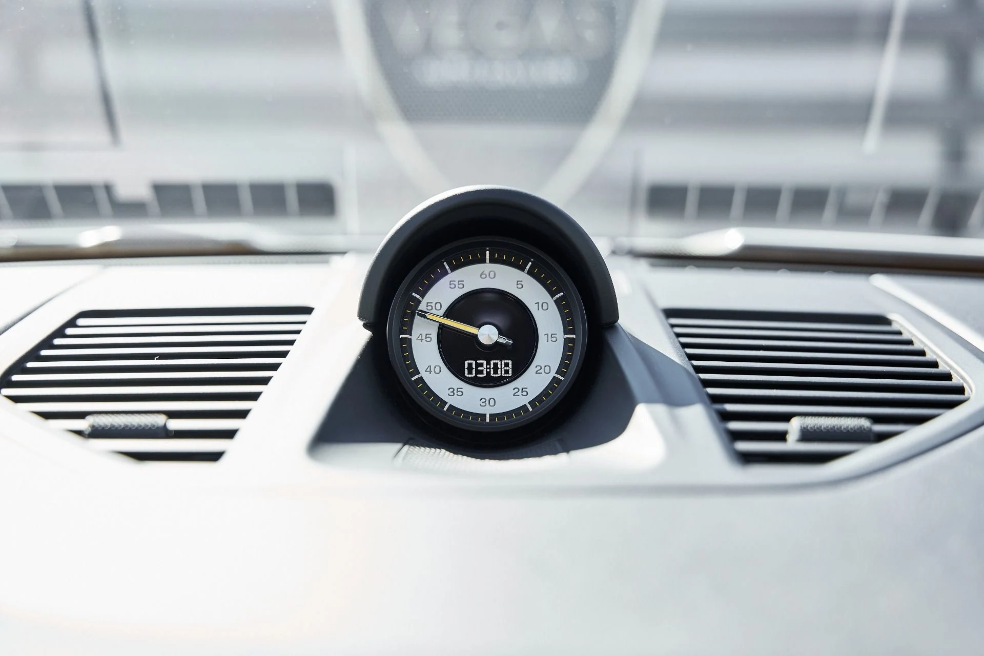 mph069_942297011_Used_2024_Porsche_911_GT_3_1774056911_dbd4b304a3