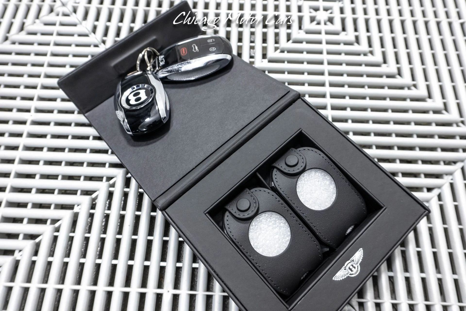 mph069_96215630_13453_p70_l_9674b68508