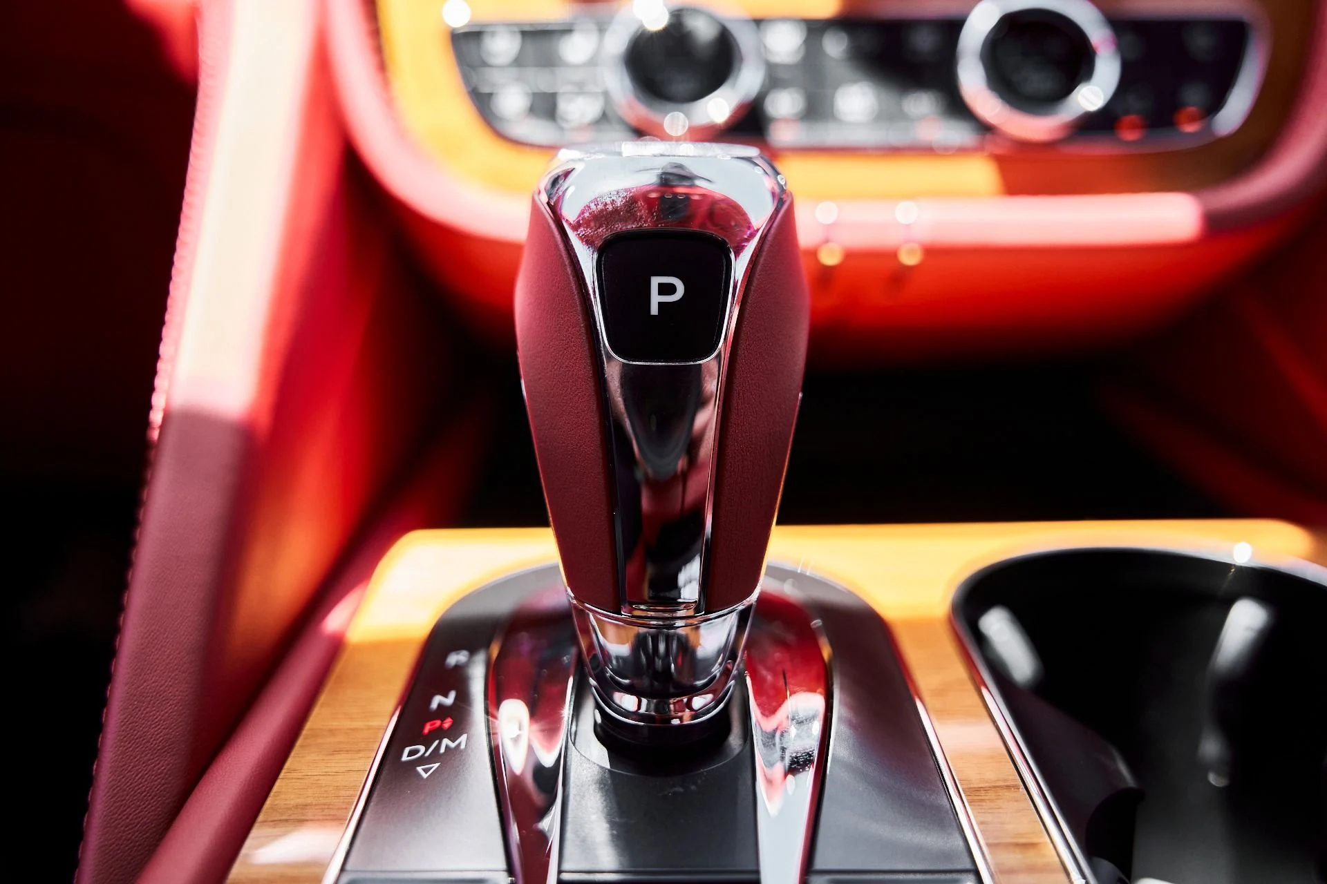mph070_1011722655_Used_2023_Bentley_Bentayga_V8_1780709119_b83d5c38b5