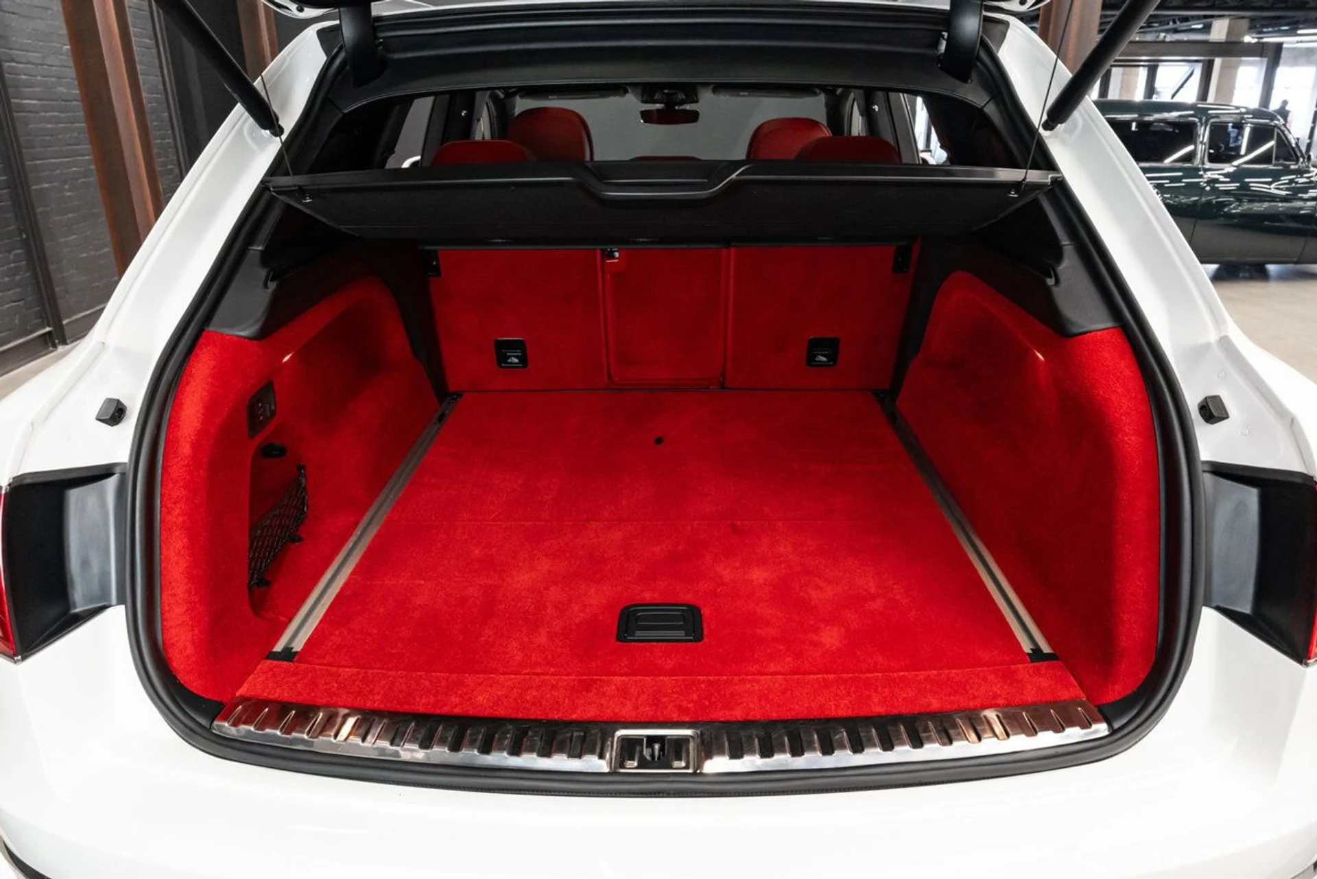 mph070_1194862367_bentley_bentayga_2019_16e1039e68