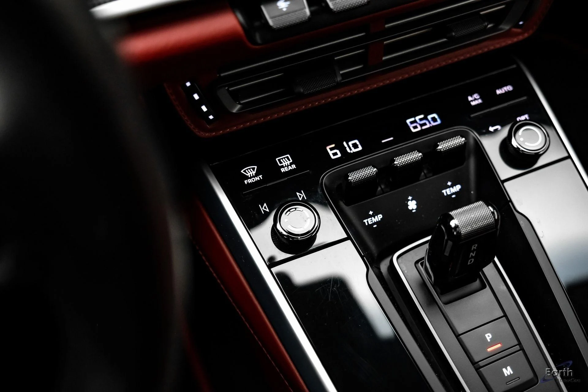 mph070_122096351_c48e668d7c93f9dbebd7e225719fe2a5x_f36ab837ca