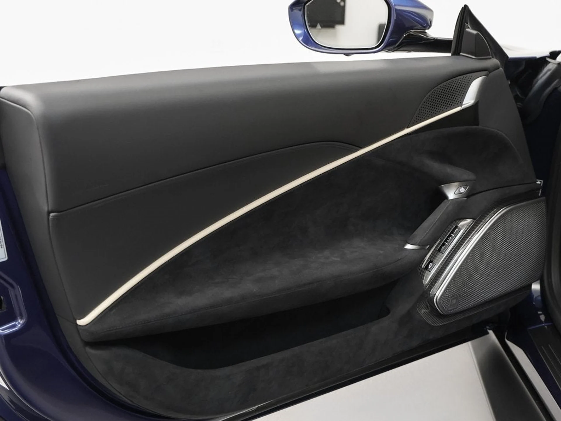 mph070_1231663645_71_2ae3091ae2