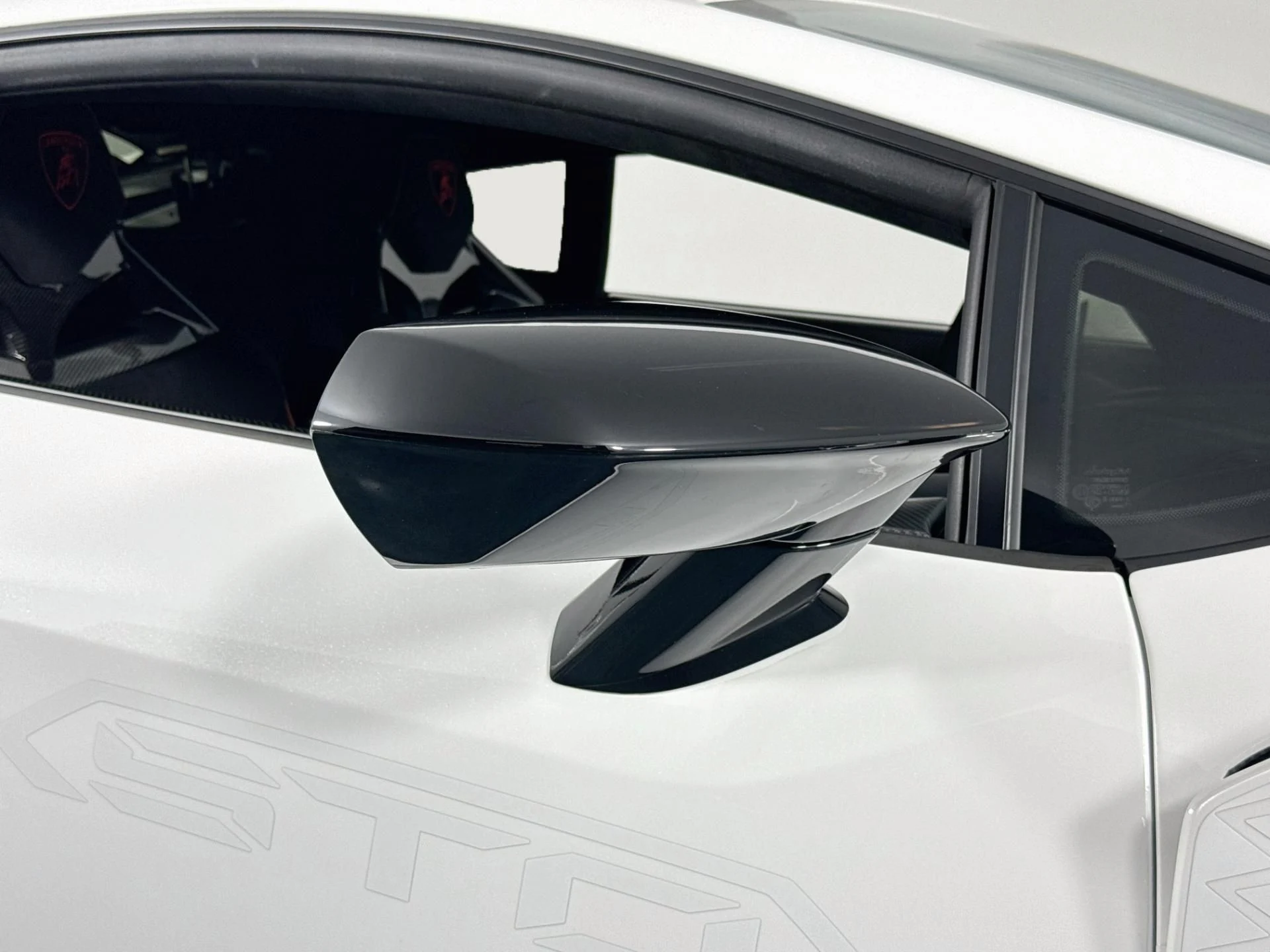 mph070_1315239711_Used_2022_Lamborghini_Huracan_STO_1789147630_f563cb83b0