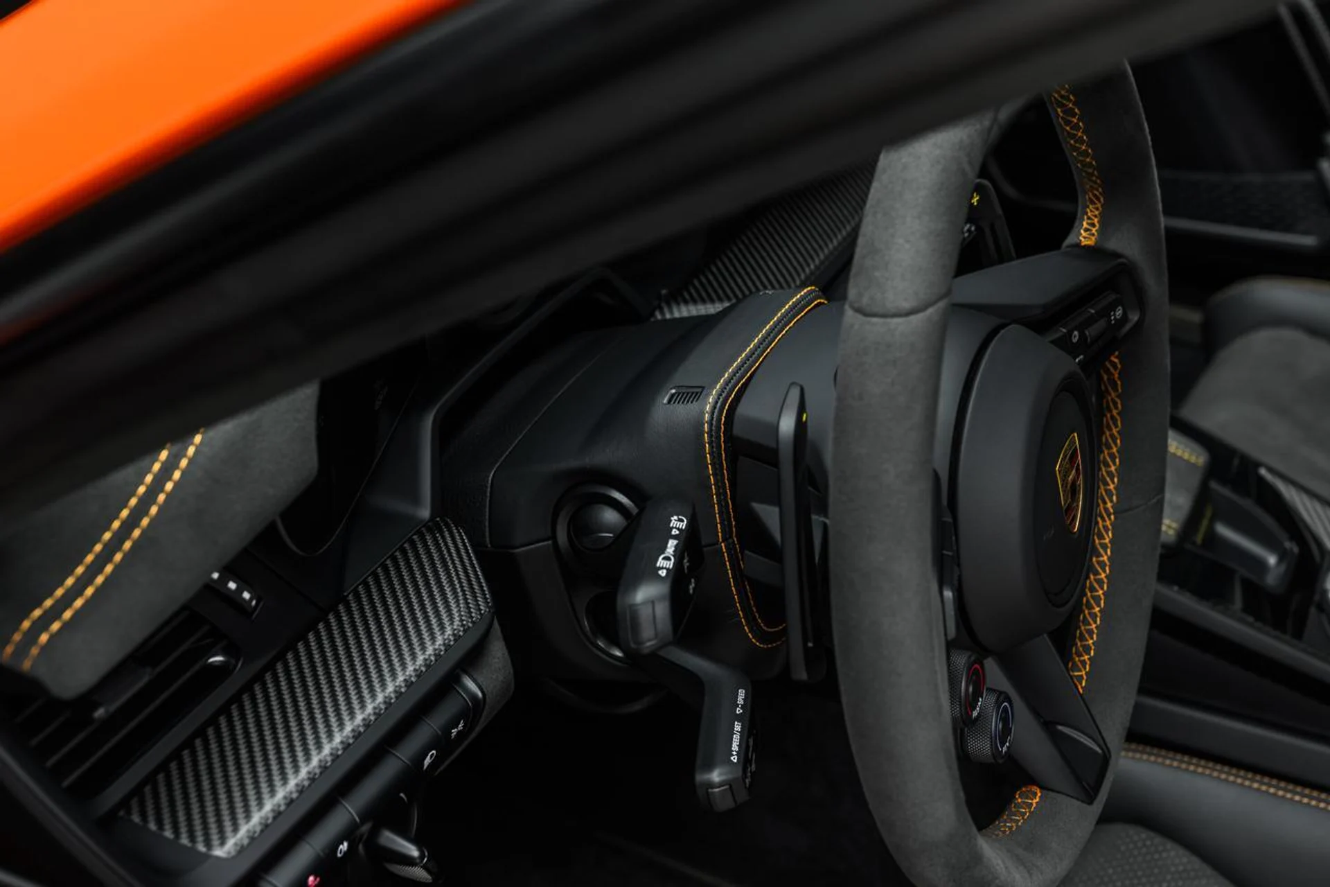 mph070_135348268_9f51c2dbe9ec91ca9688448e13f02988_e1de8a32e4