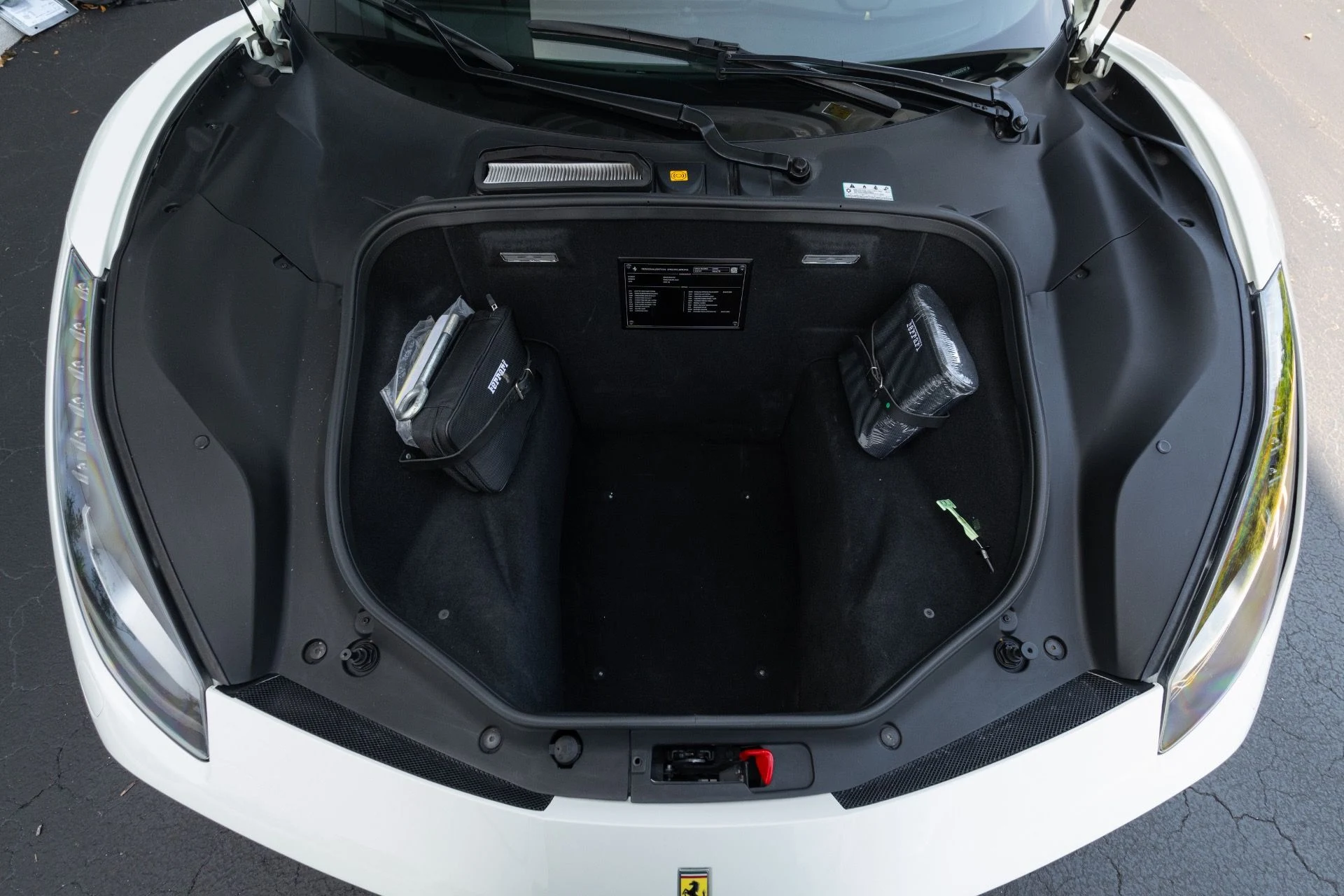 mph070_1414373217_Used_2017_Ferrari_488_GTB_1776194678_21efc18531