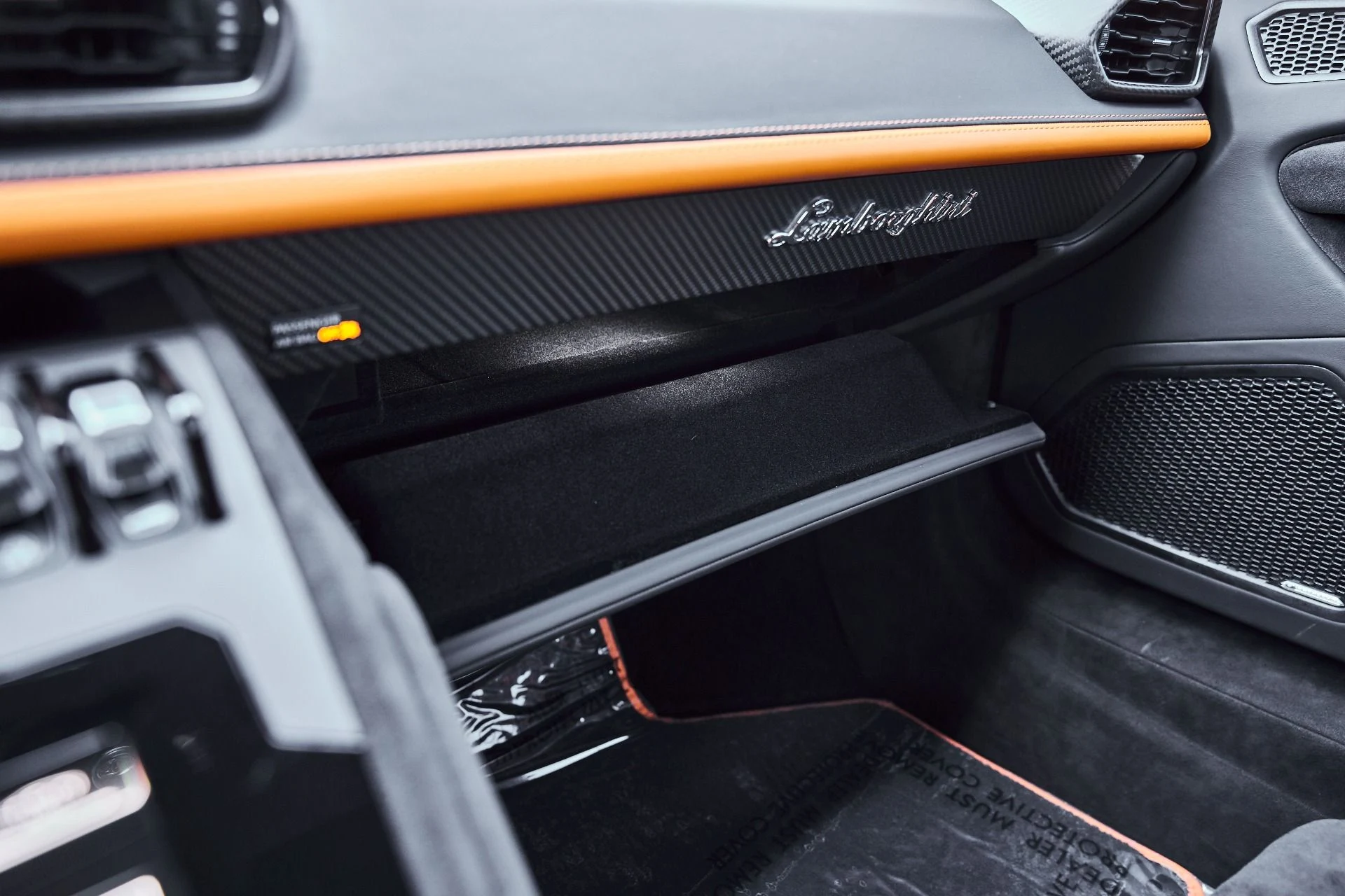 mph070_1438464157_Used_2023_Lamborghini_Huracan_Tecnica_Base_1777011728_49742c3501