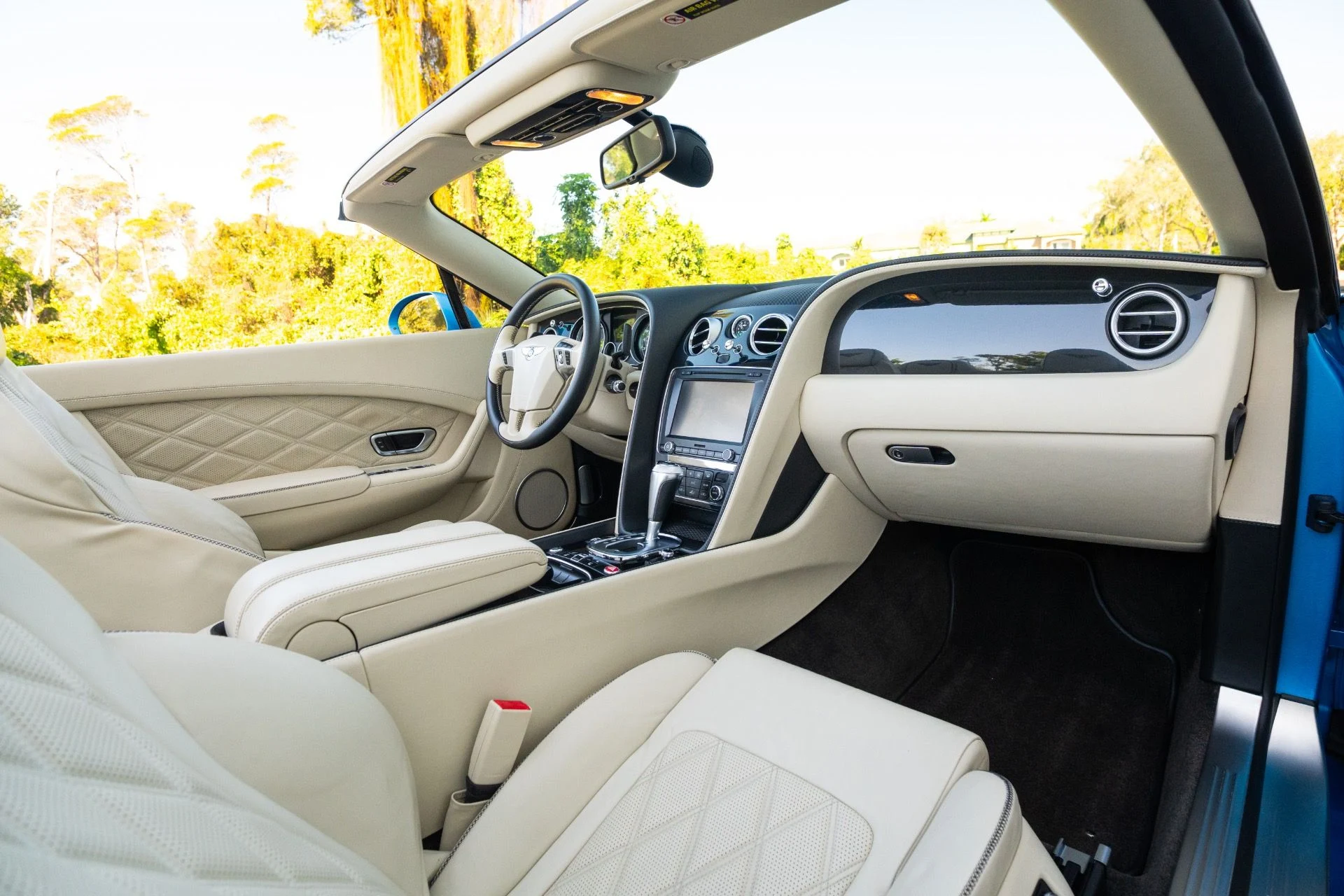 mph070_1469196661_Used_2015_Bentley_Continental_GT_V8_S_1769717310_ee006b8c5f