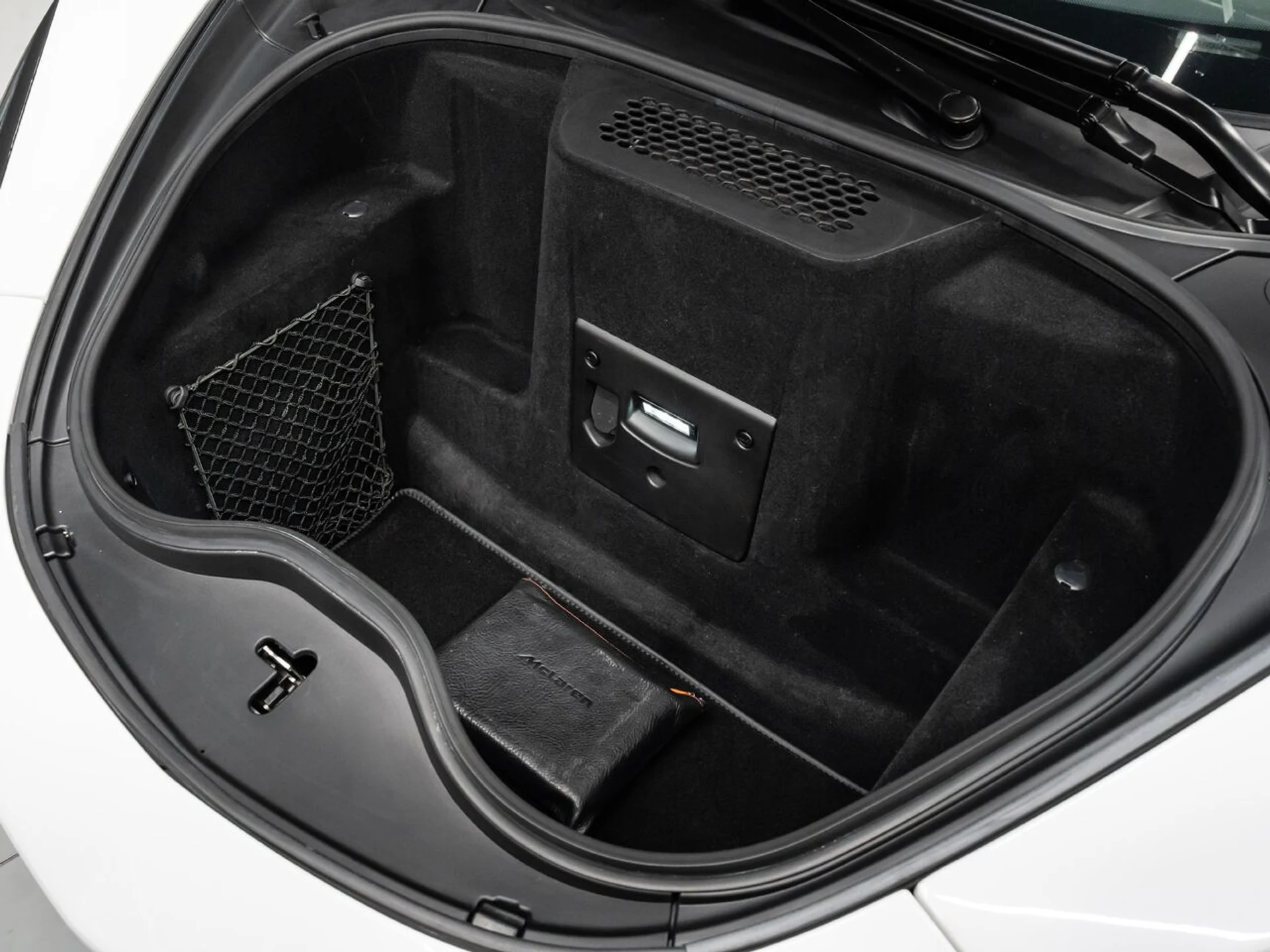 mph070_1490391438_mclaren_570s_2019_b32dba763d