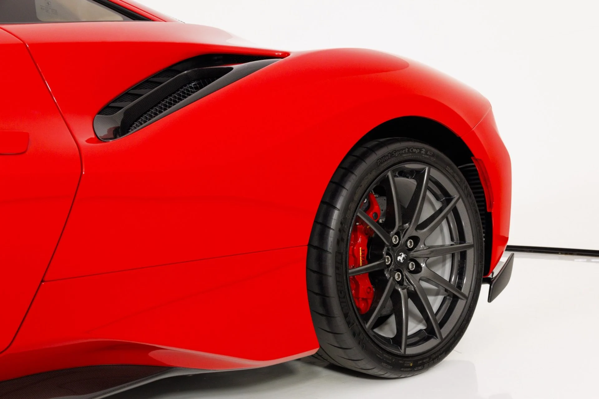 mph070_1524893479_Used_2020_Ferrari_488_Pista_1774991863_1cfc4a2580