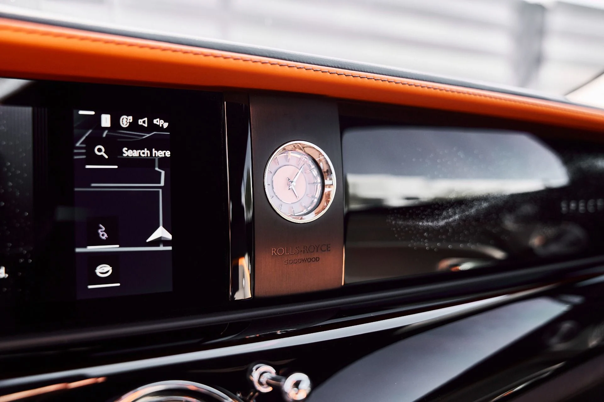 mph070_1535919915_Used_2025_Rolls_Royce_Spectre_Base_1775246598_e35f11c314