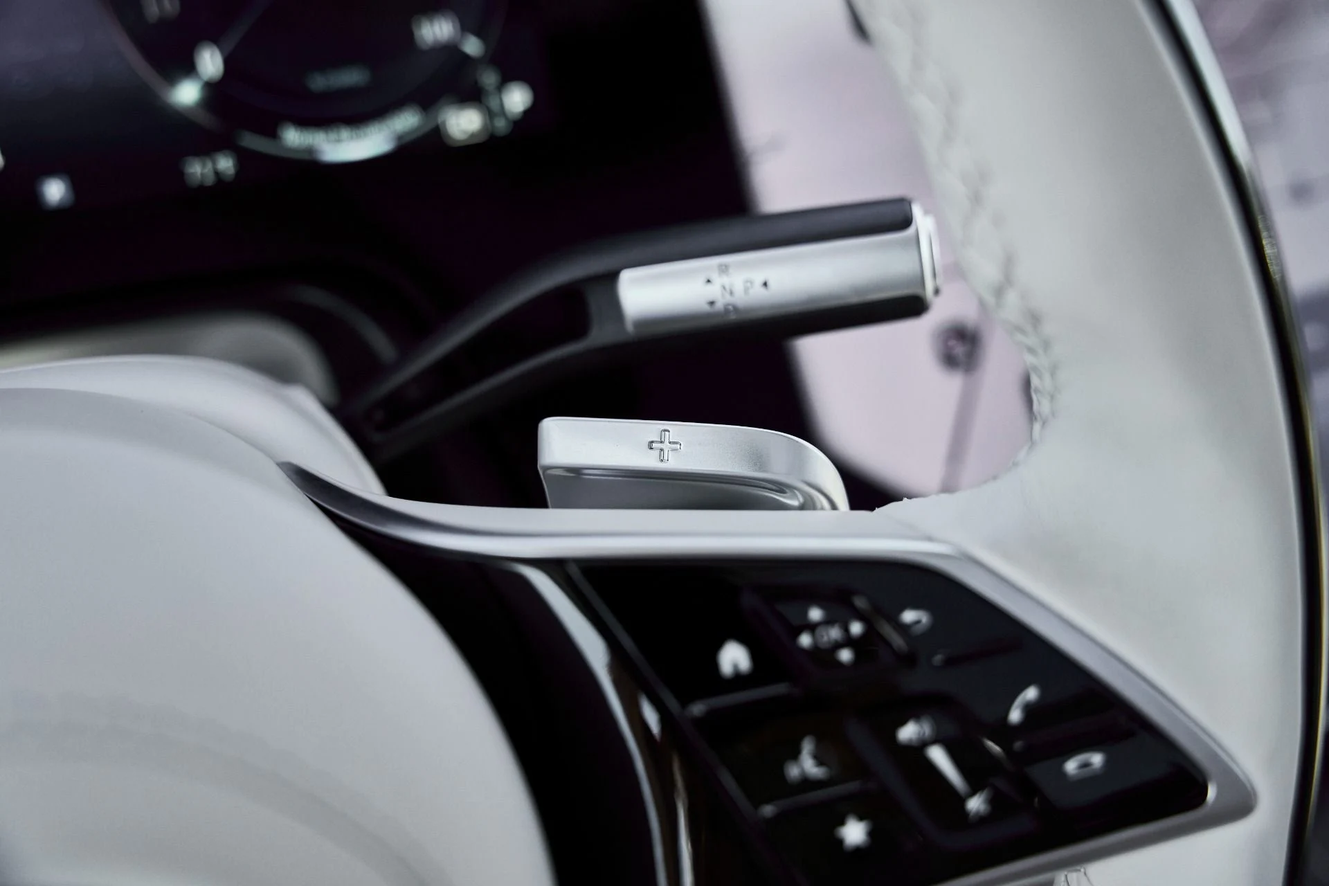 mph070_15499218_Used_2025_Mercedes_Benz_EQS_Maybach_EQS_680_1773365935_74d7f9feae