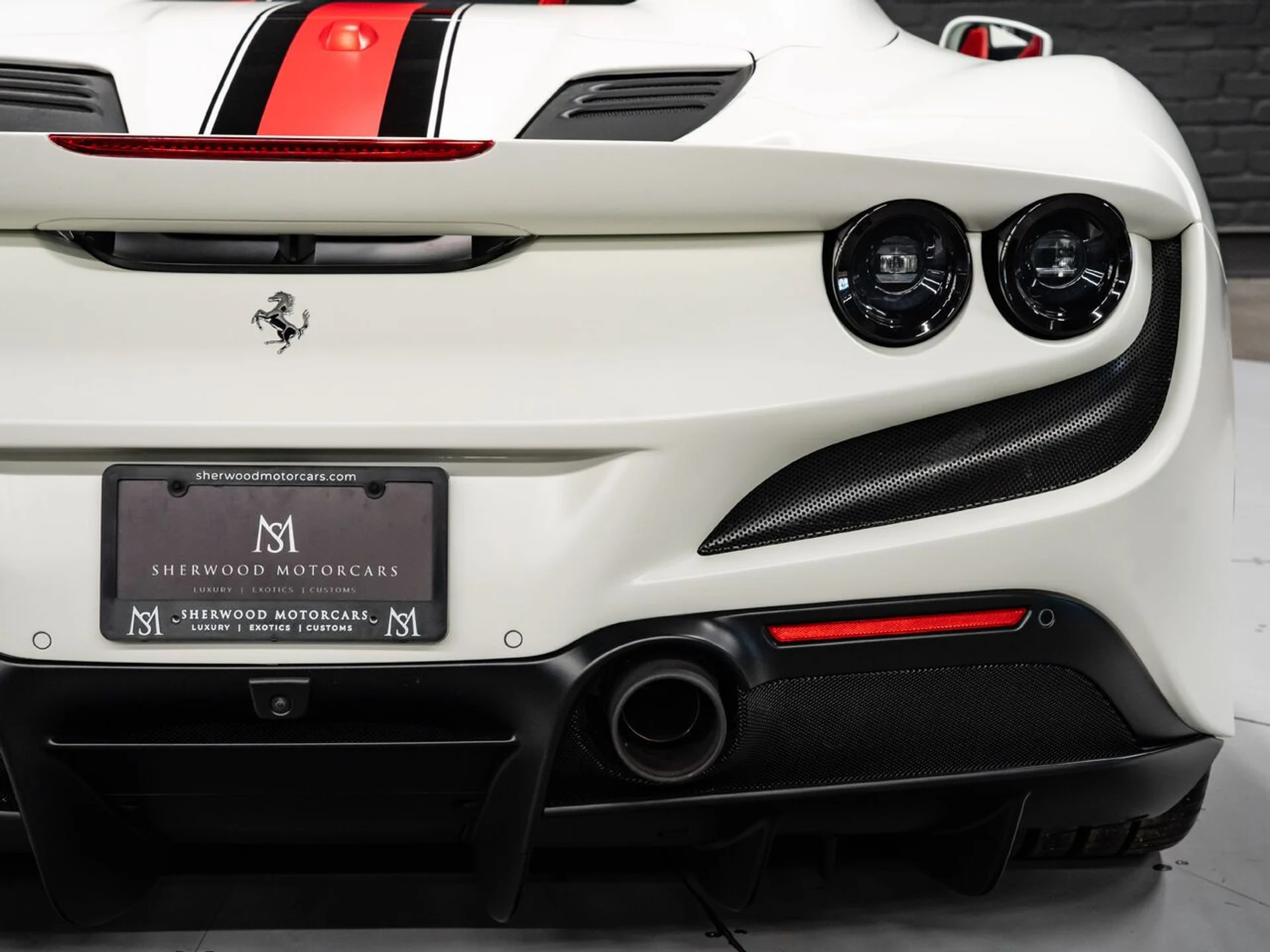 mph070_1566895367_ferrari_f8_spider_2022_c69ef4163e