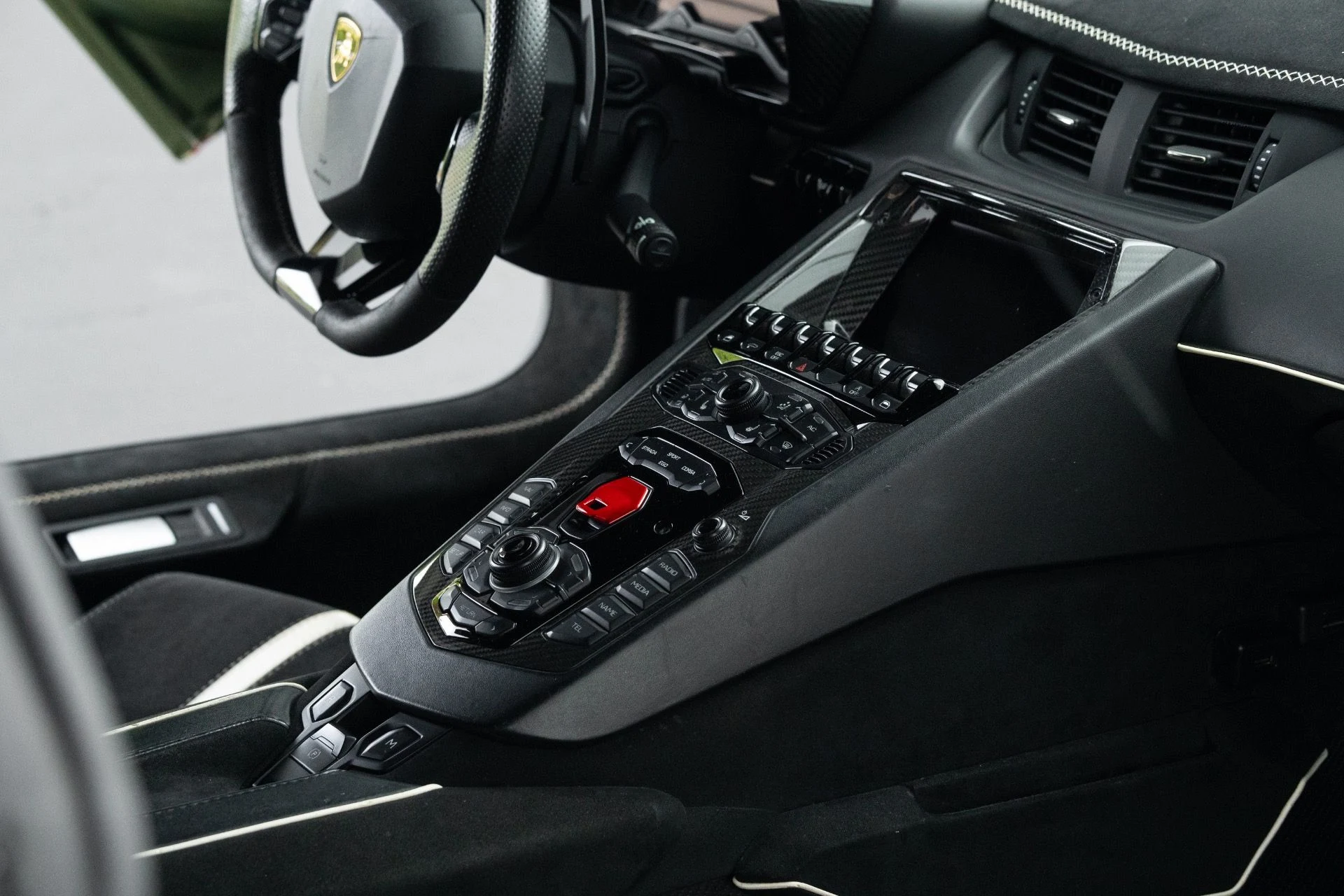 mph070_164196736_Used_2021_Lamborghini_Aventador_LP_770_4_SVJ_Roadster_1773714376_5c9a045c87