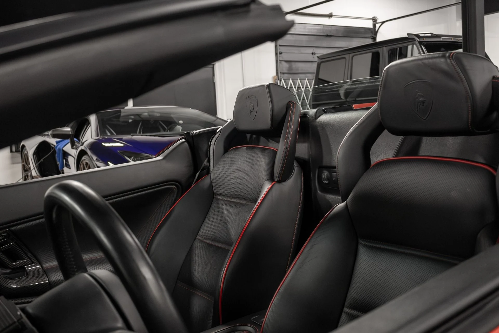 mph070_1710490413_Used_2006_Lamborghini_Gallardo_Base_1761580616_210f95a39d