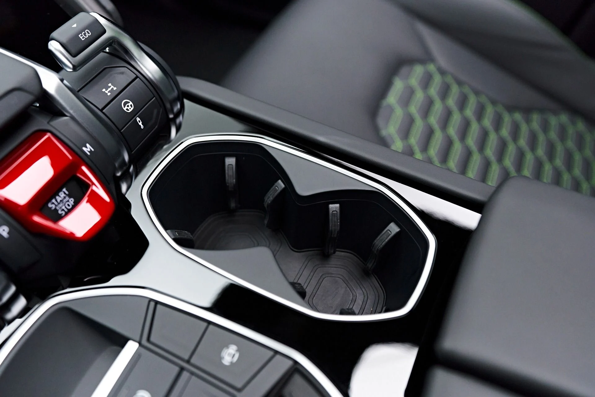 mph070_1732492642_Used_2023_Lamborghini_Urus_S_1692657144_4575759f9a