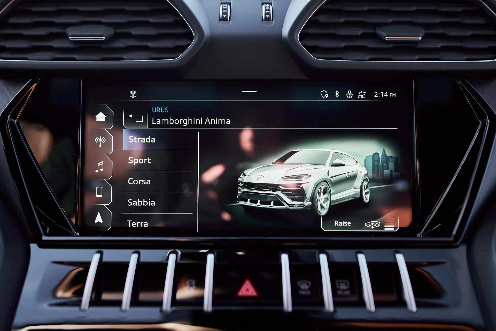 mph070_1782248938_Used_2022_Lamborghini_Urus_1764710541_de9b2524bf