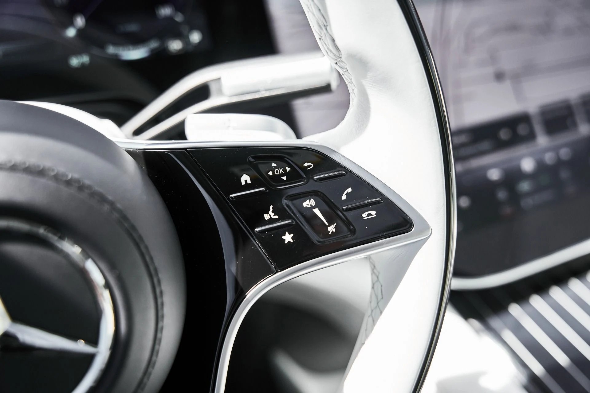 mph070_1799532909_Used_2024_Mercedes_Benz_EQS_Maybach_EQS_680_1774575271_b7cd4533a9