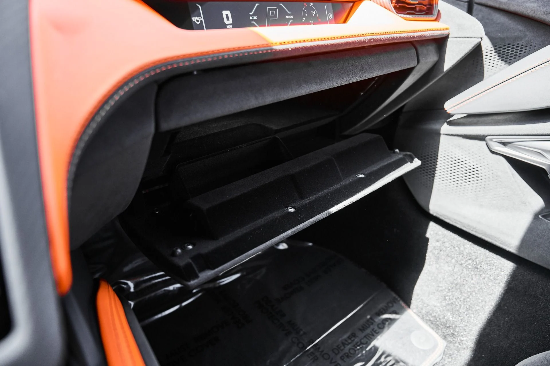 mph070_1802668435_Used_2024_Lamborghini_Revuelto_Base_1777394387_94c5fb4ff2