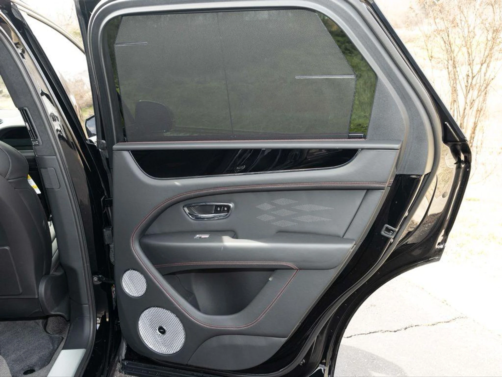 mph070_1812371070_497104613_69a1b7321e5607789028c3f8_6f6ad01aef