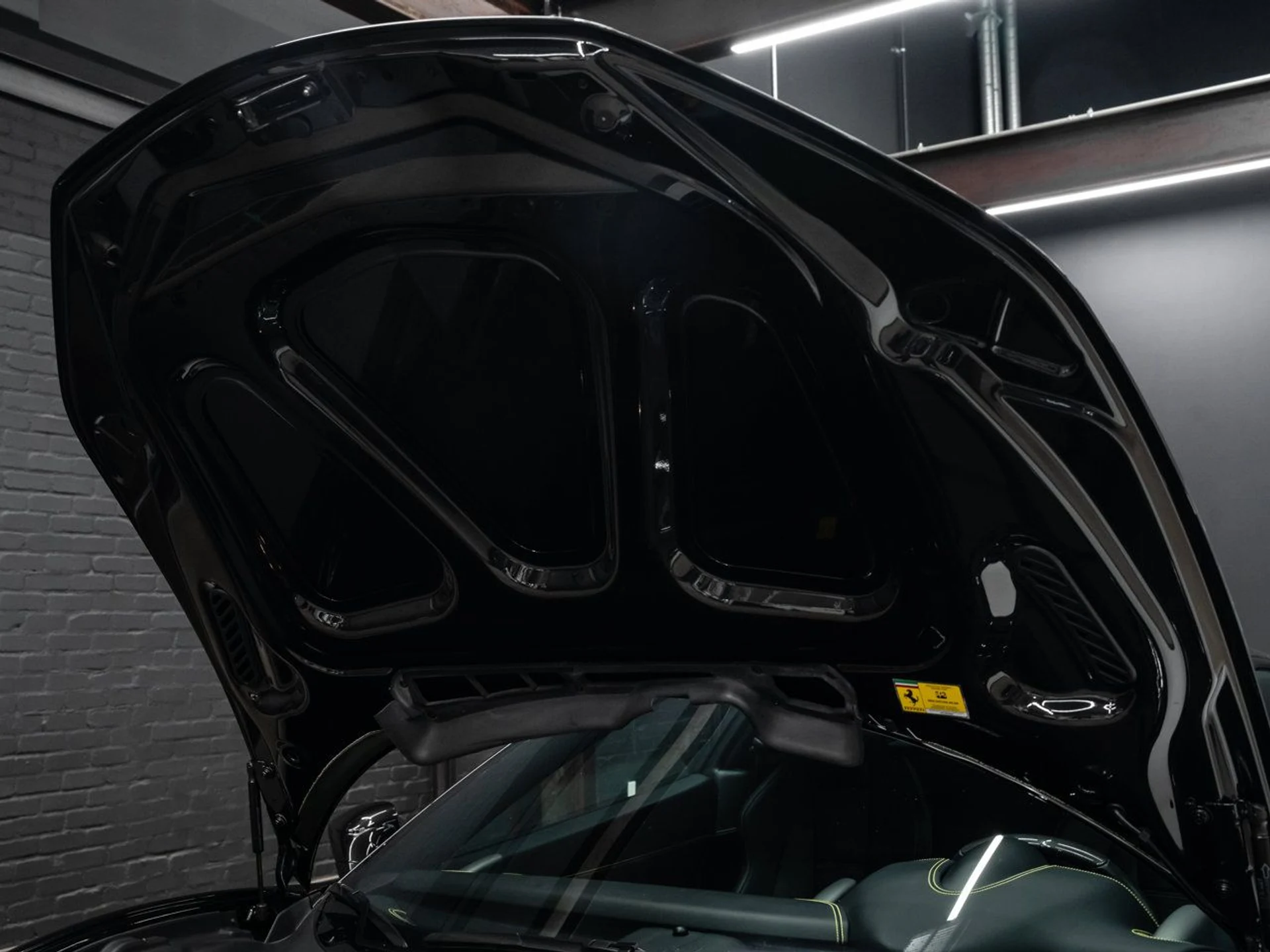 mph070_1833159877_ferrari_458_italia_2015_91a2dbad49