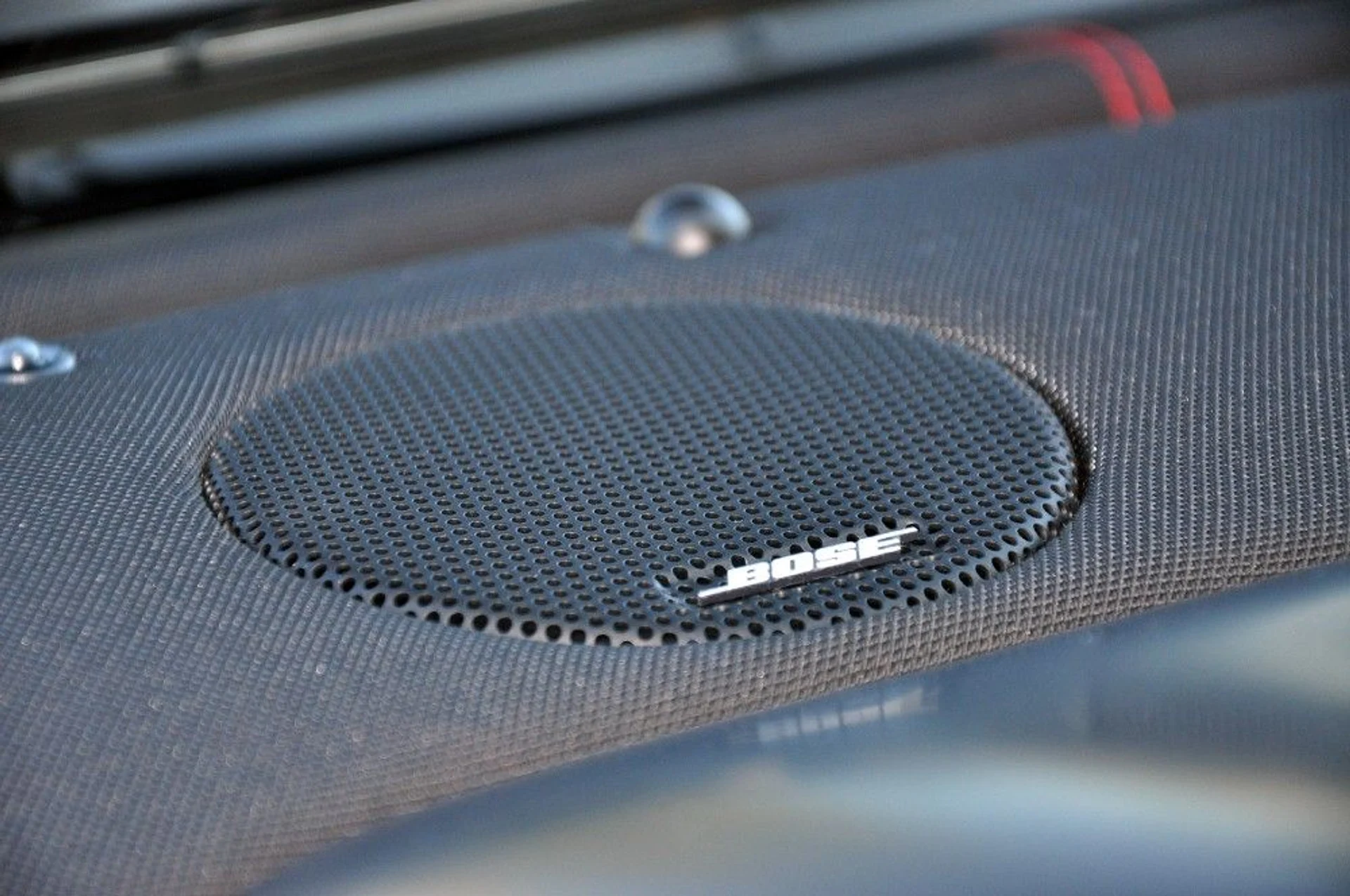 mph070_1843326395_82_p71_l_e726f7c425