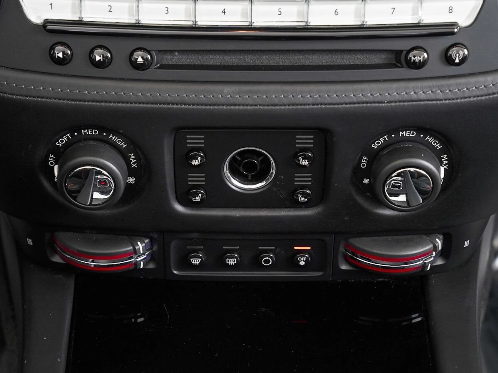 mph070_1873725877_sme56158aa9dehq9r3u51o886dpn_141ad9c28f