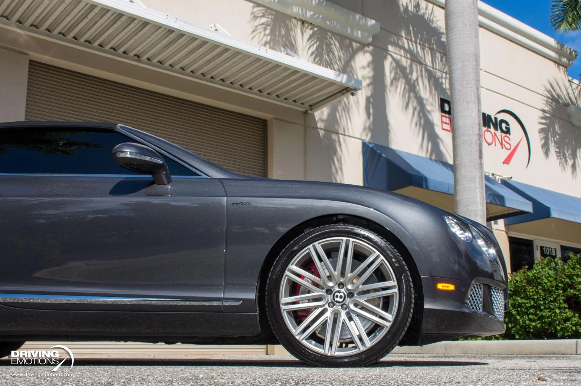 mph070_1876621085_871_p71_l_8e260235c8