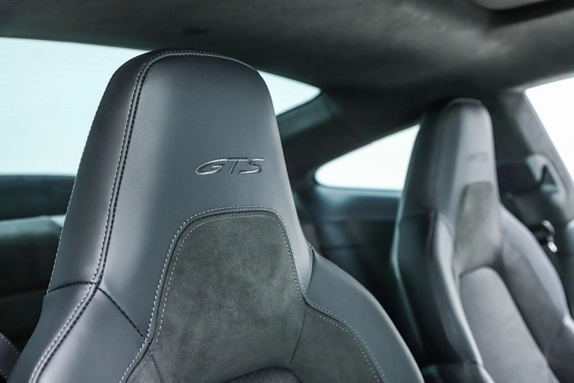 mph070_1893288573_OJ_Zx_B_Xzmkds3_A_Ll0_G7_W_Znau_S_Zn_Y_f072c6cd7c