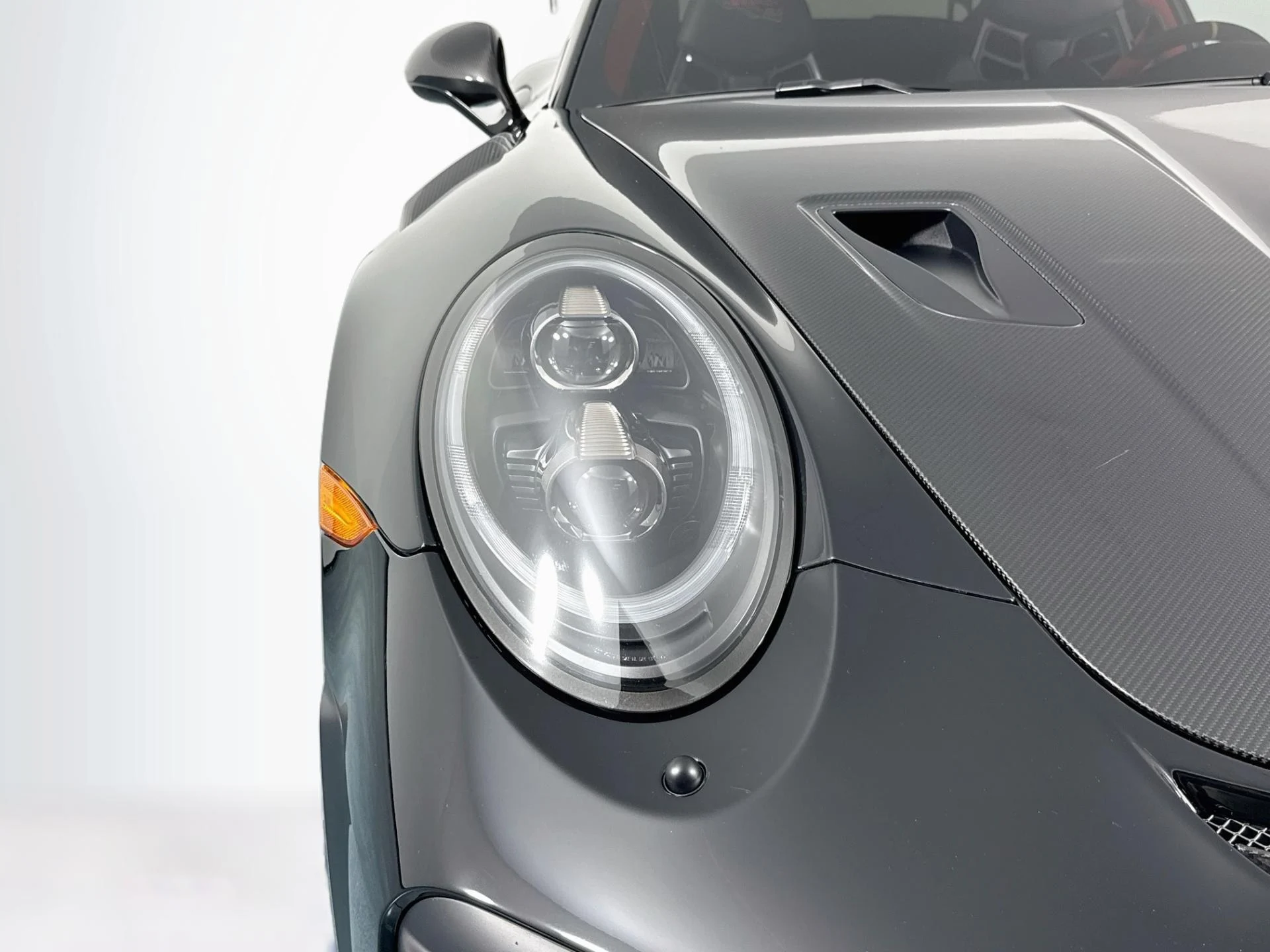 mph070_189518157_Used_2018_Porsche_911_GT_2_RS_1785886198_84051f50bd