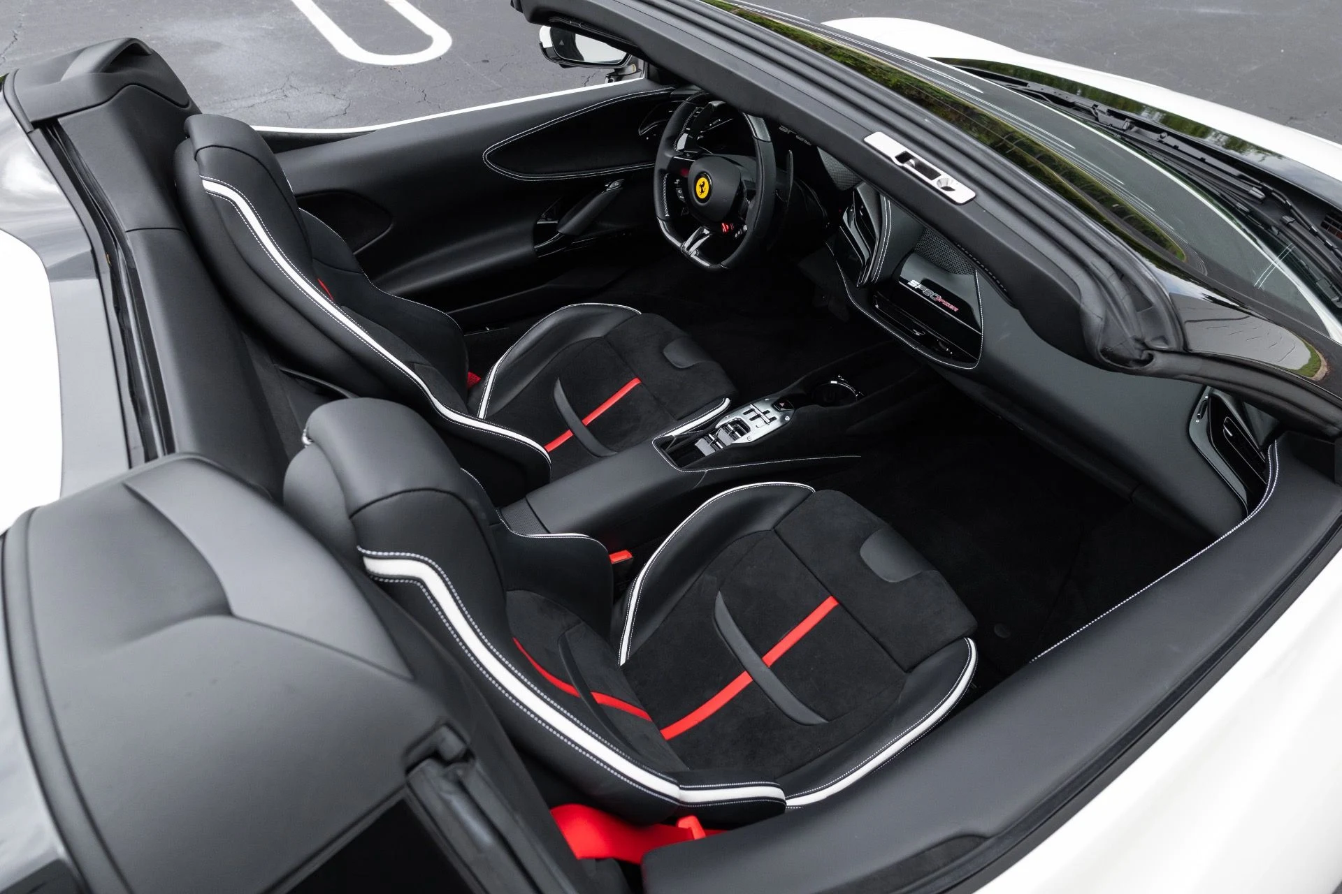 mph070_1922839382_Used_2024_Ferrari_SF_90_Spider_1775624639_43691a3ddb