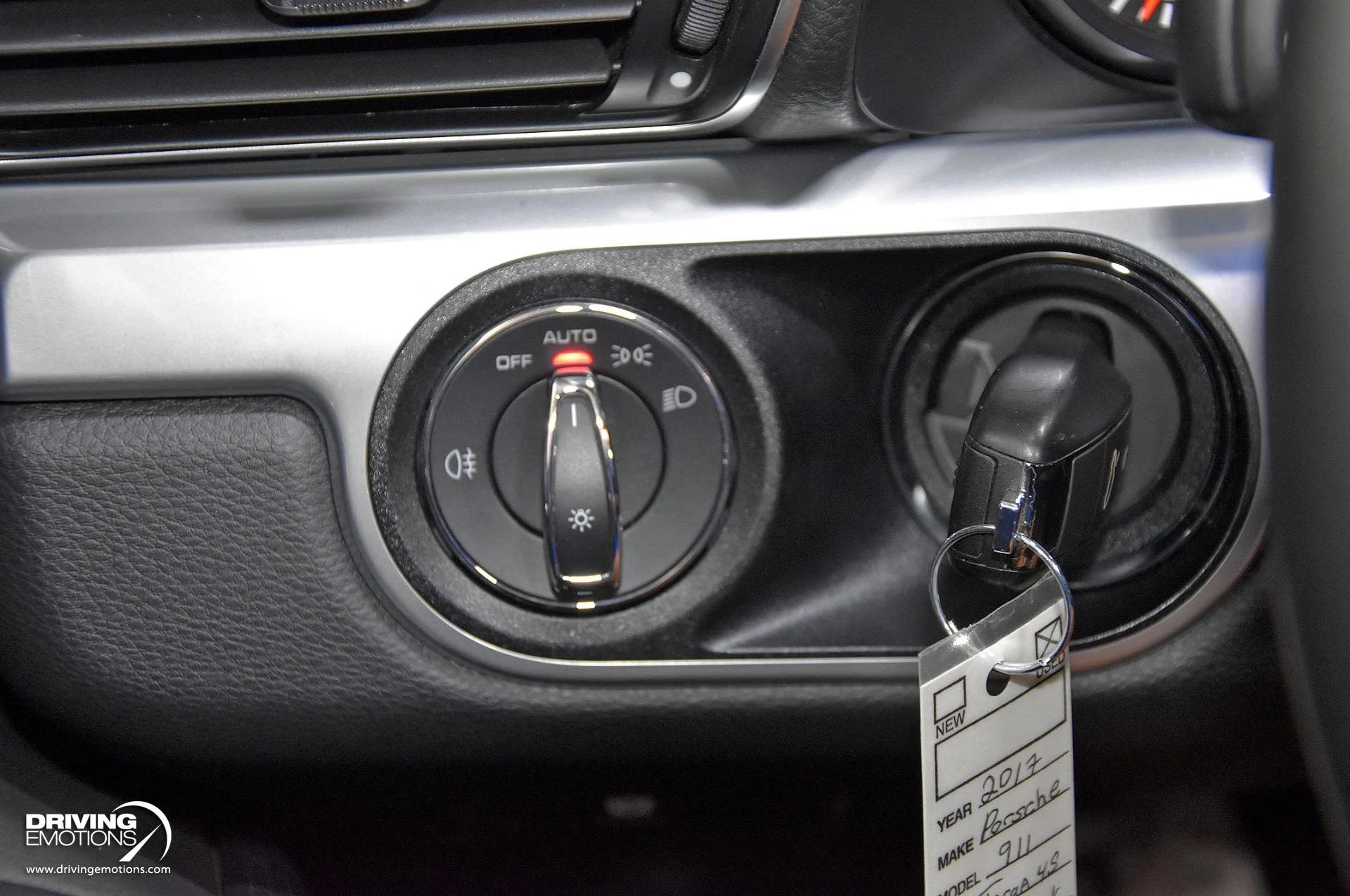 mph070_1985127884_868_p71_l_1256e6fce0