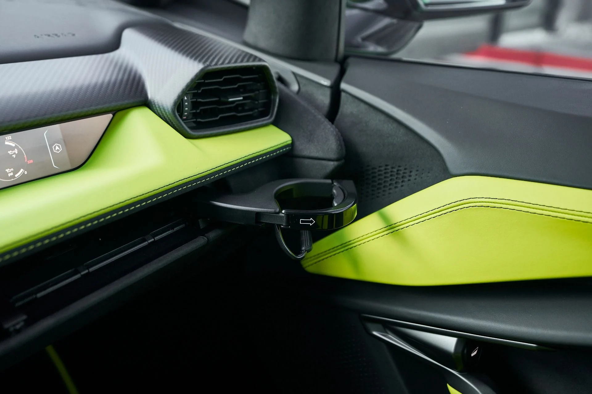 mph070_2006025012_Used_2024_Lamborghini_Revuelto_1763604804_795f1e2b75