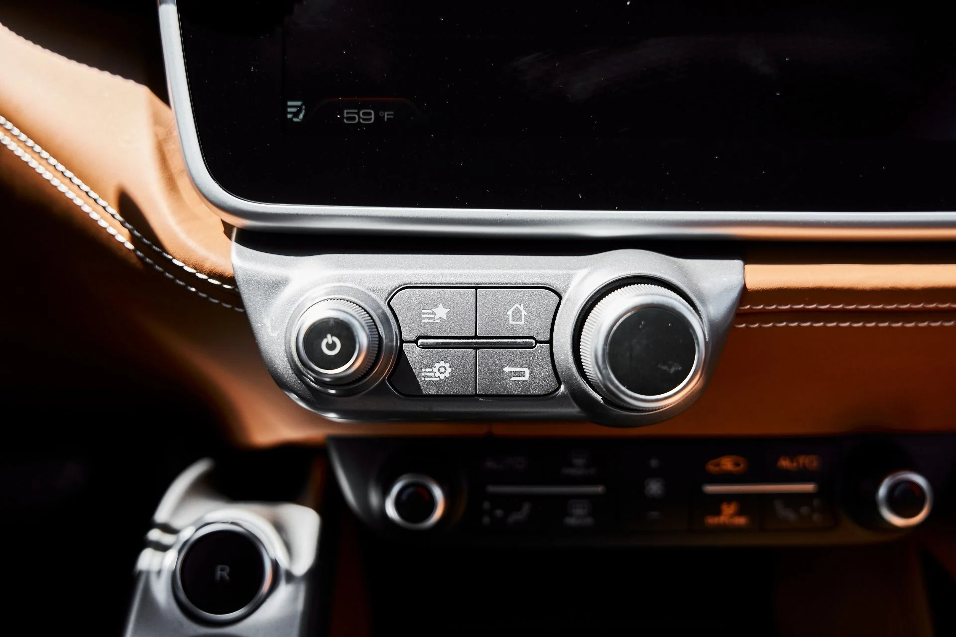 mph070_2149569060_Used_2018_Ferrari_GTC_4_Lusso_V12_1775612118_2cf86ed978