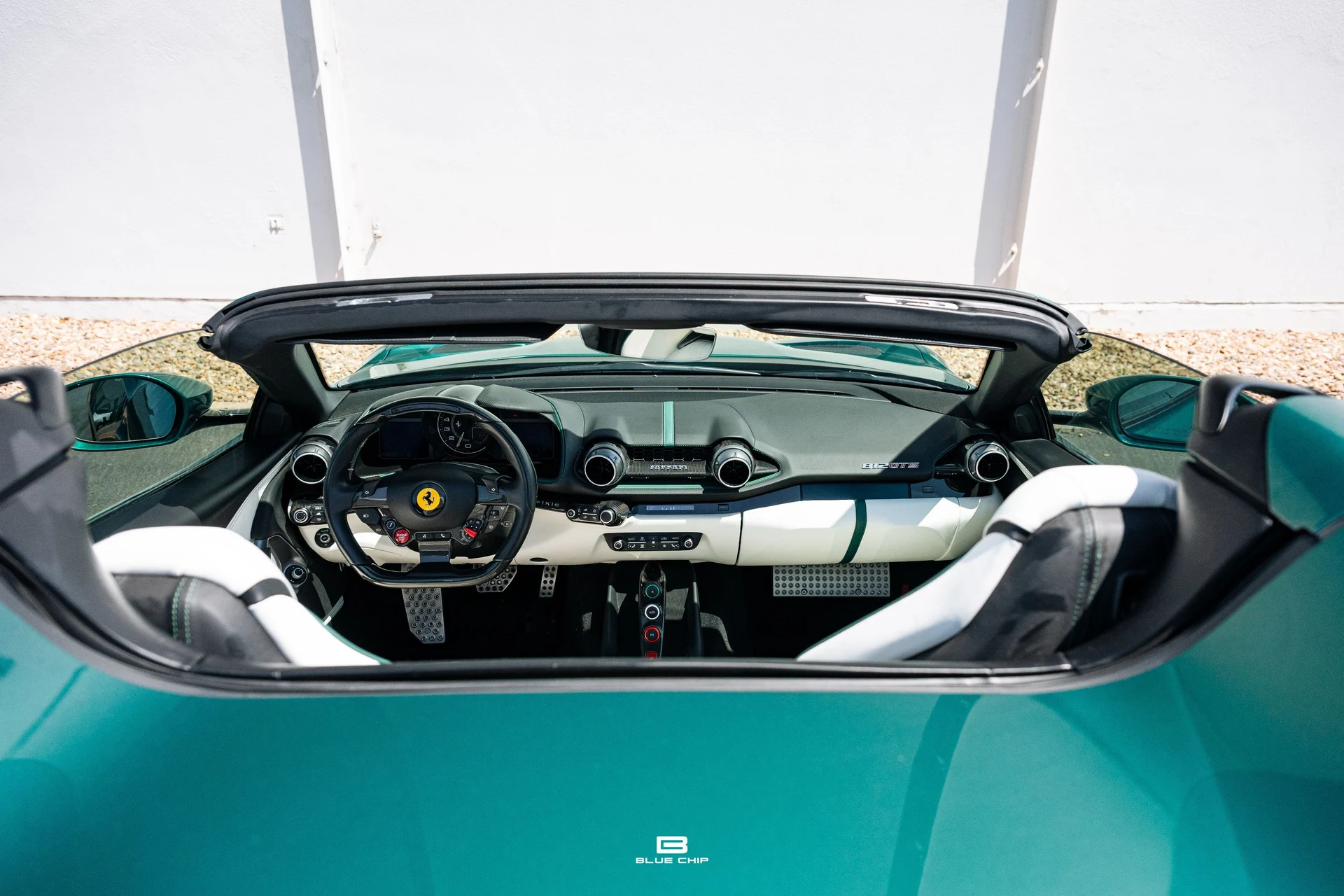 mph070_2163116838_6a613008367984a4f55e6012_23798_202022_20_Ferrari_20812_20_GTS_20_Verde_20_British_71_af41a24c18