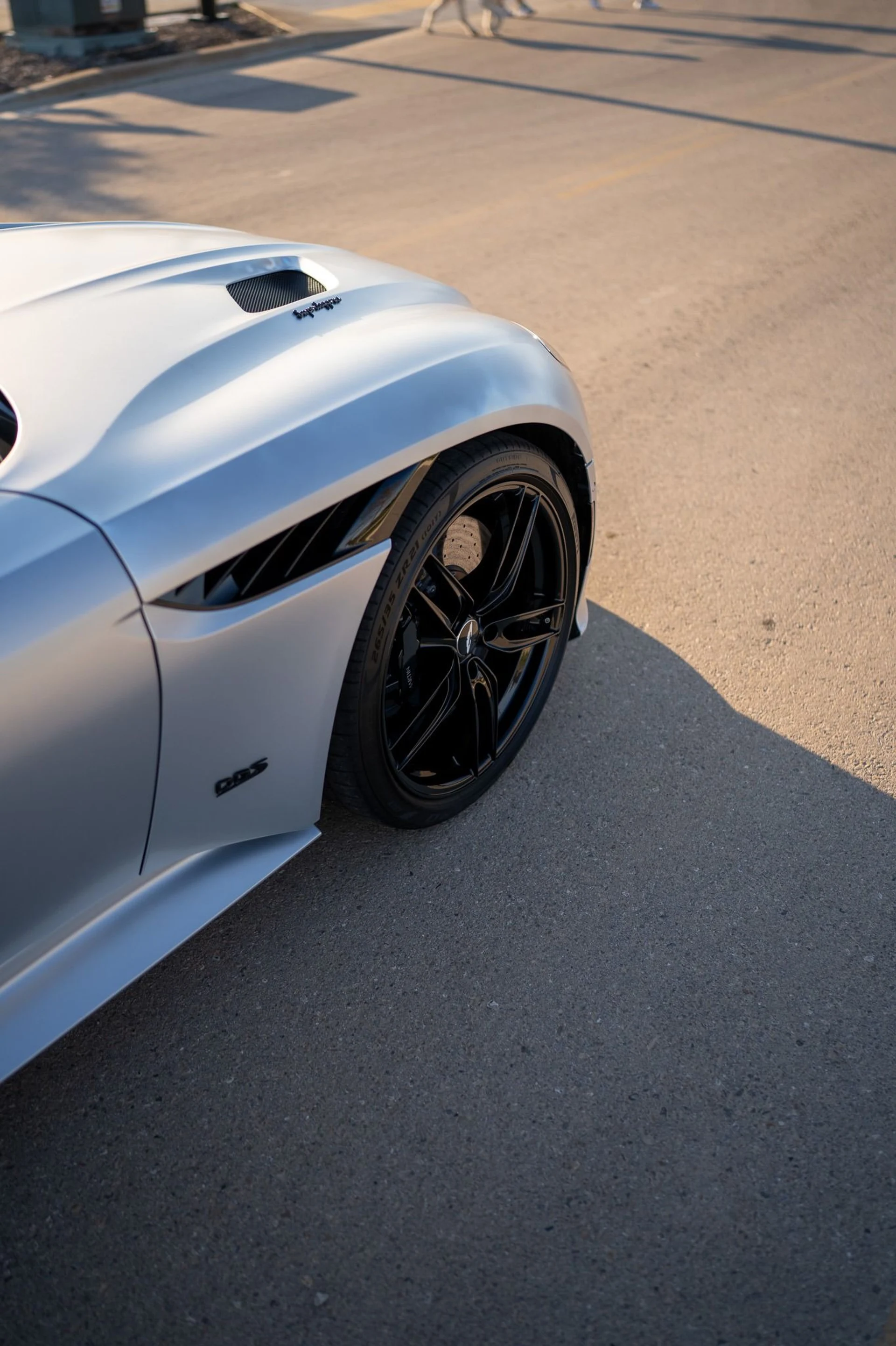 mph070_2172260665_Used_2020_Aston_Martin_DBS_Superleggera_1782927184_a0b1c24765