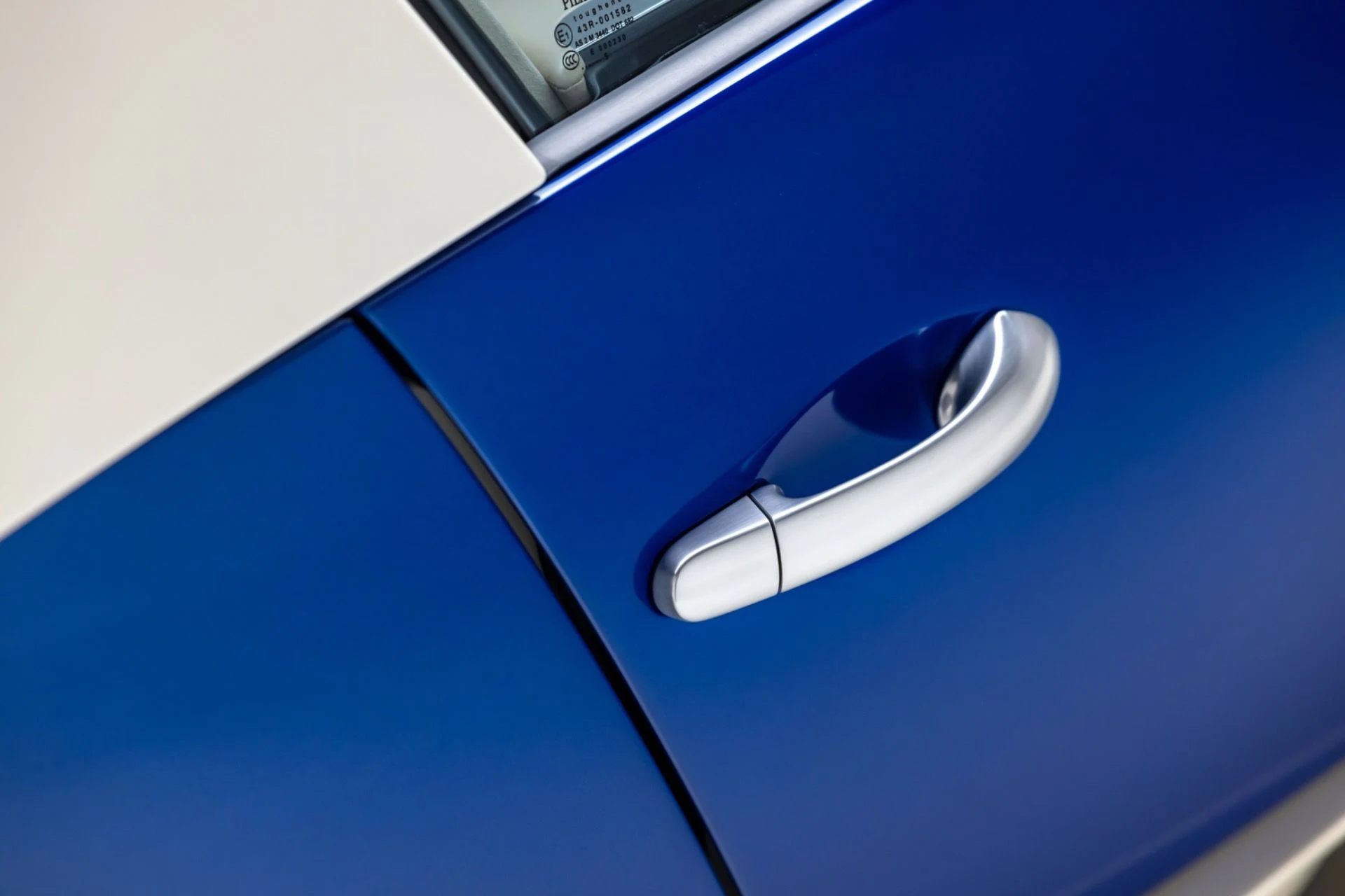 mph070_2229179762_13249_p71_l_9db95cf822