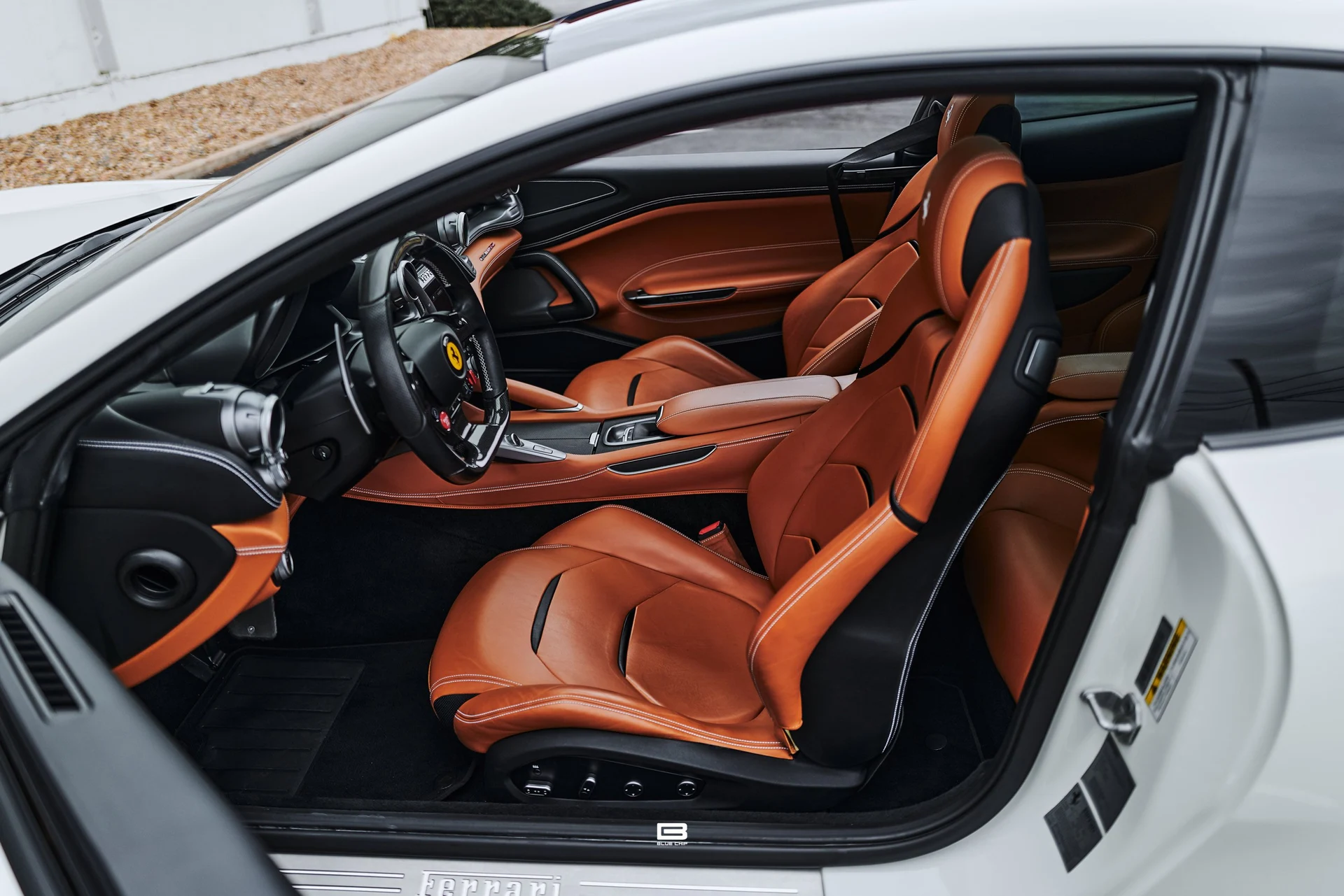 mph070_2334554646_69e2a49b8ccc43438fe628a8_L1220604_5b23644ad1