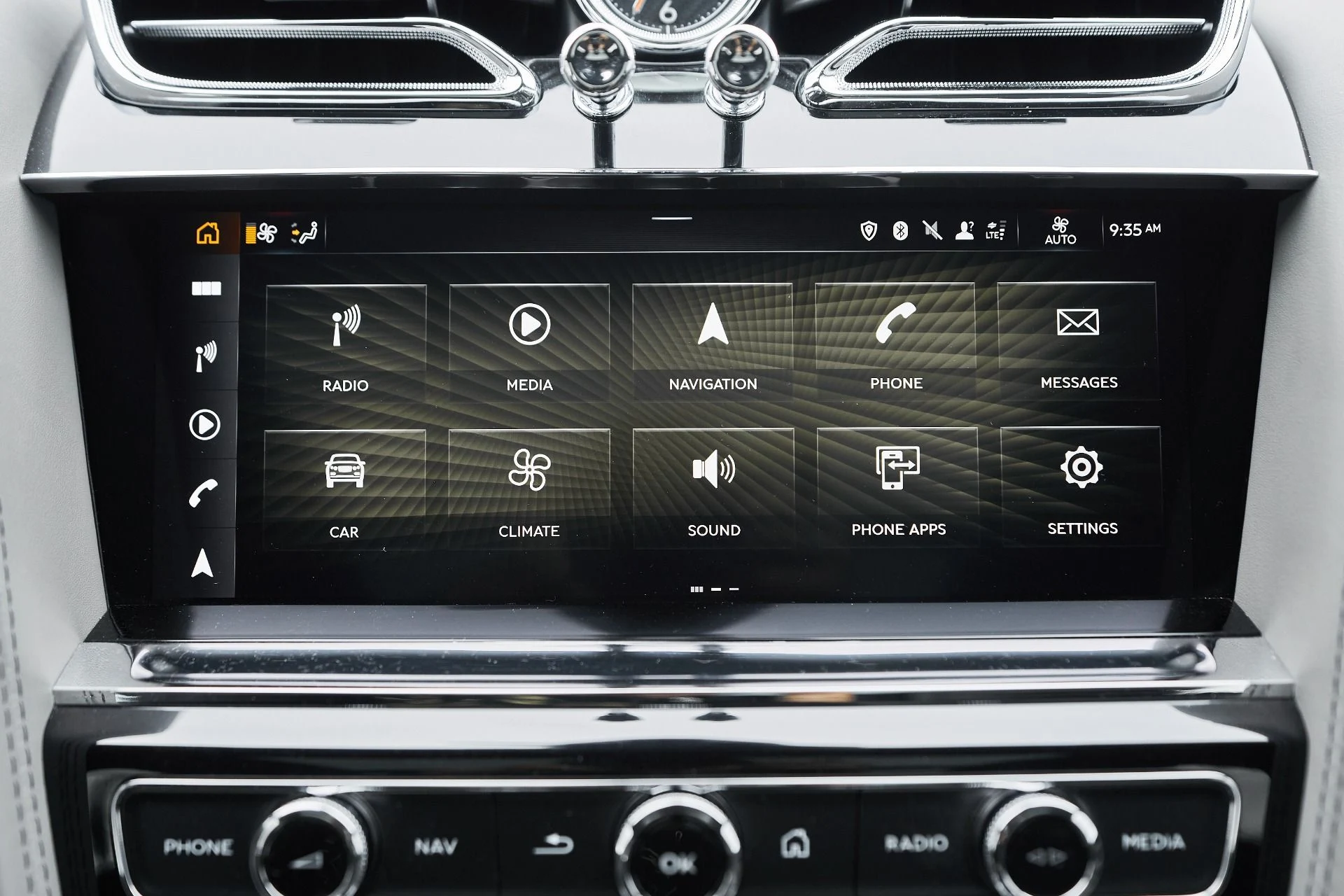 mph070_2364870949_Used_2023_Bentley_Bentayga_EWB_Azure_1763502592_c4935e72ce