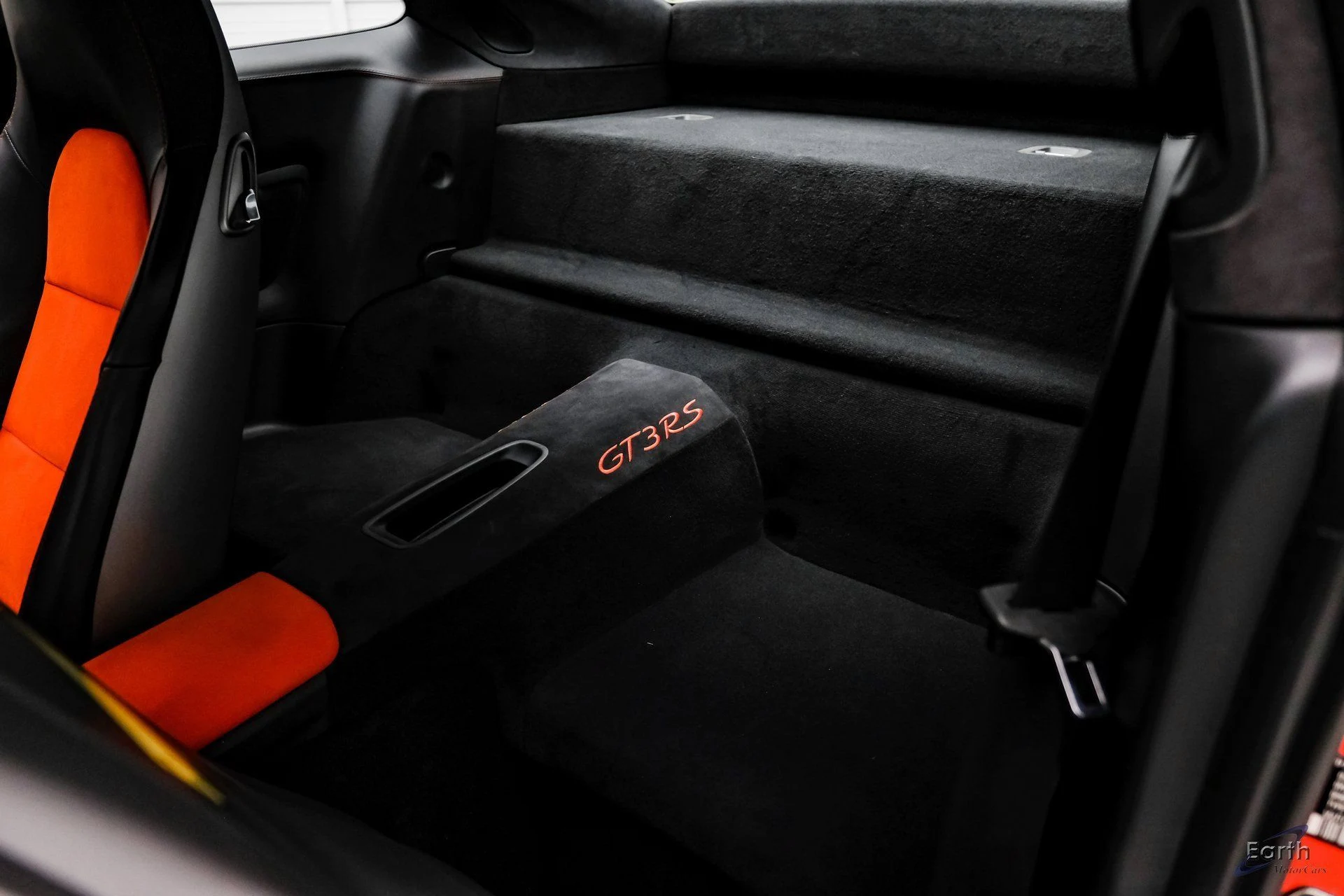 mph070_2388830838_68b36a6aafabbdd5a7063616a7b860a4x_5f9551781b