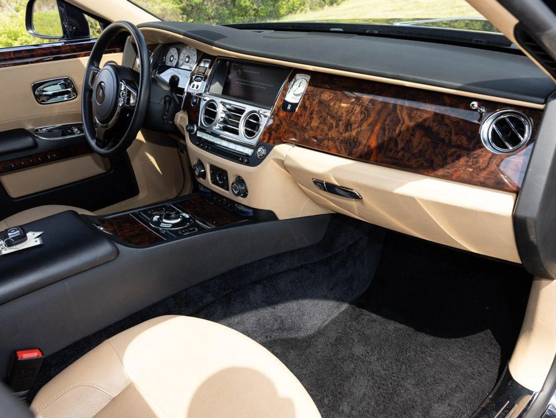 mph070_2407694908_504934488_69c6ebba5561dbbd2d618c18_ff468771e2