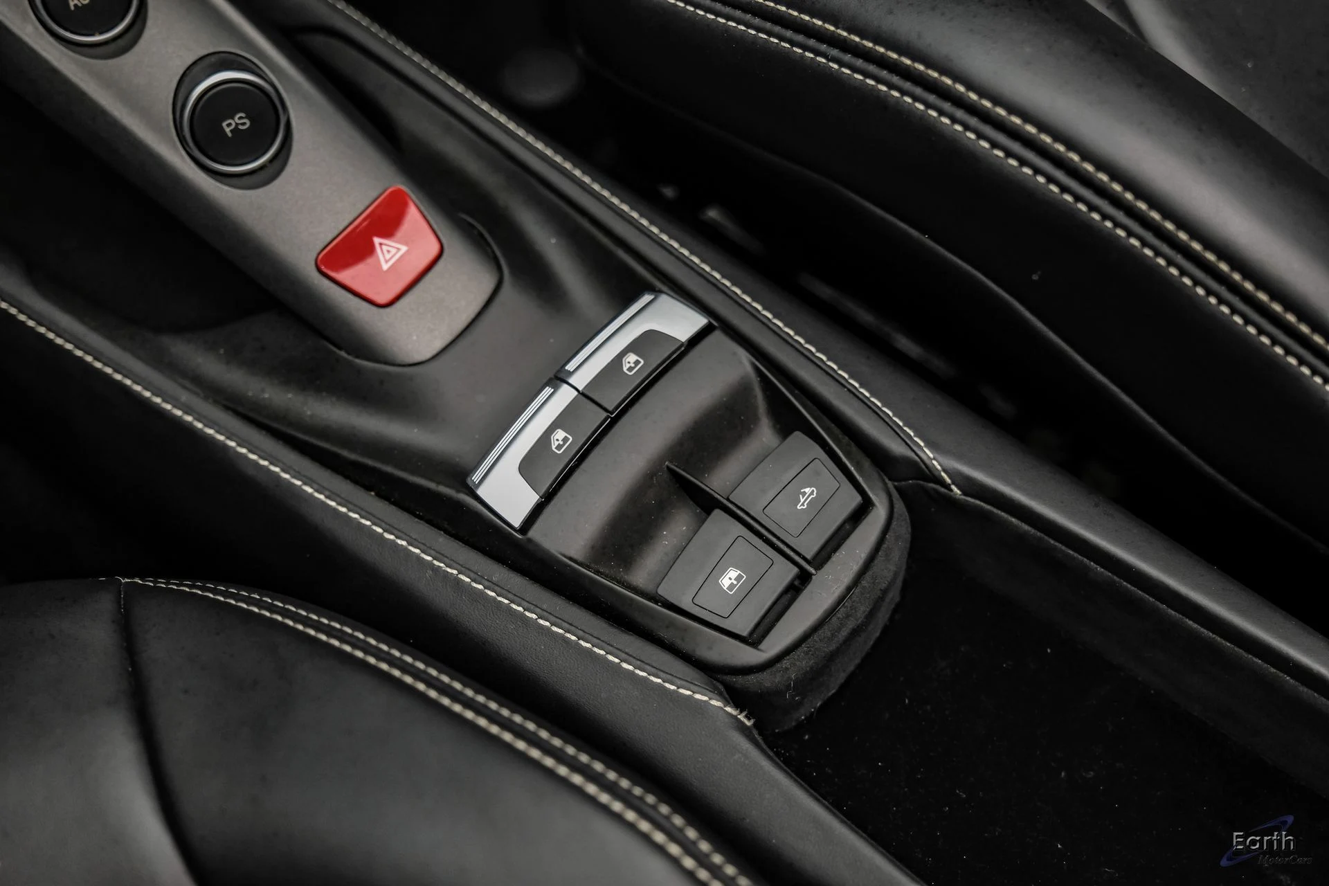 mph070_241665533_5b3f972bbc6afea43891acb67abc935bx_911d204995