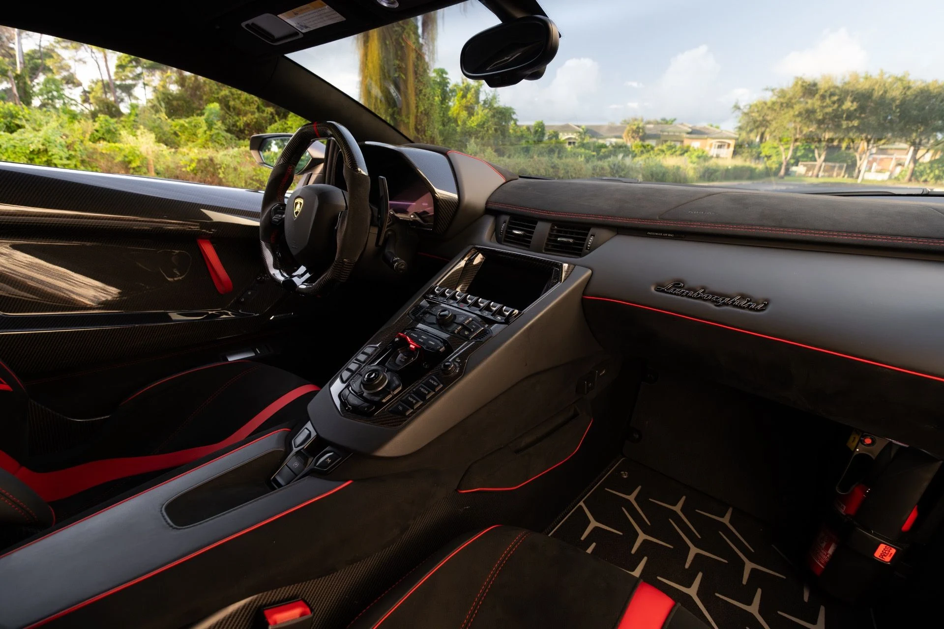 mph070_2465642206_Used_2019_Lamborghini_Aventador_LP_770_4_SVJ_1761096510_6de36d0752