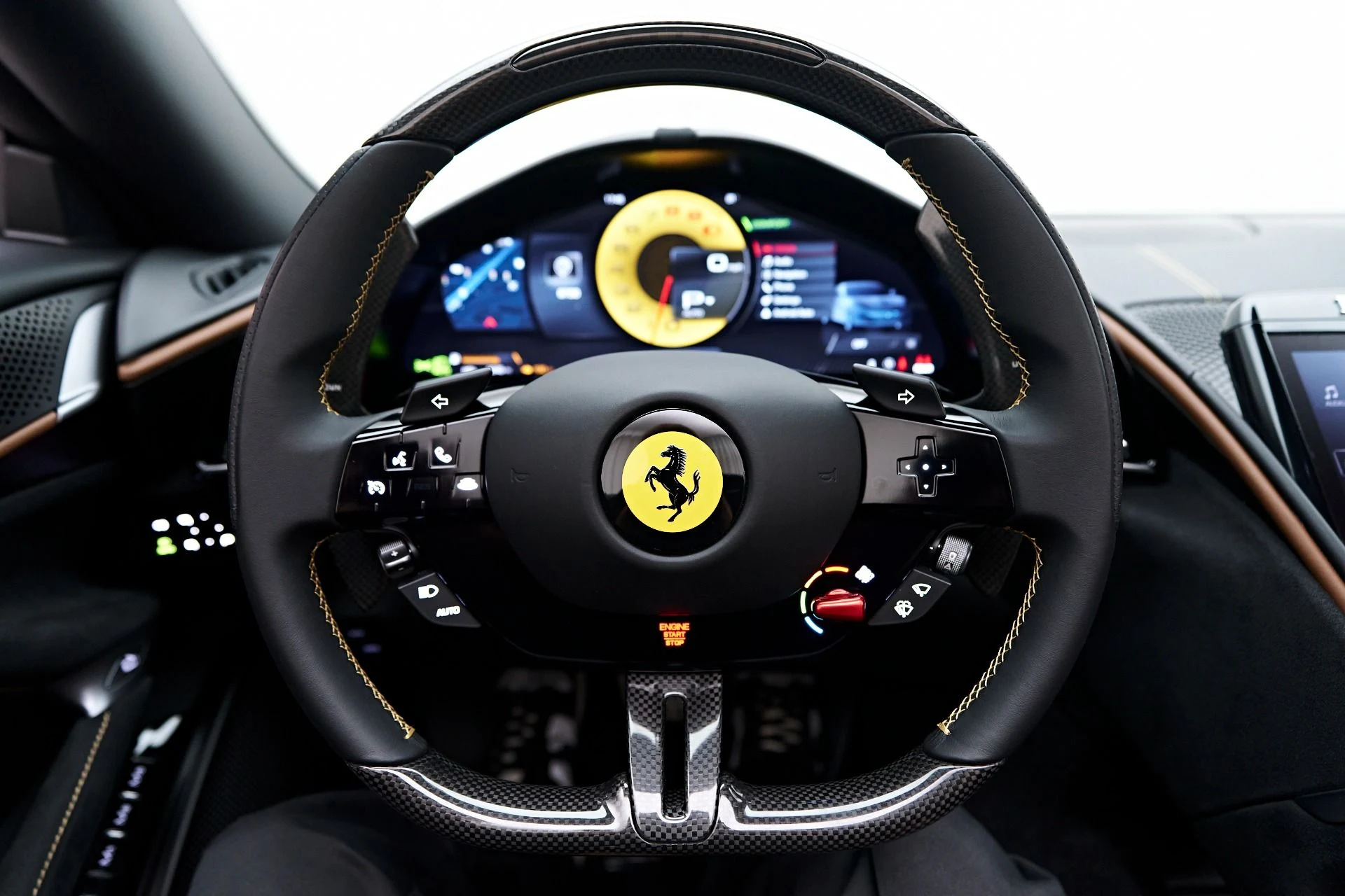 mph070_2483293716_Used_2024_Ferrari_Roma_Base_1757783541_8cf76a04dd