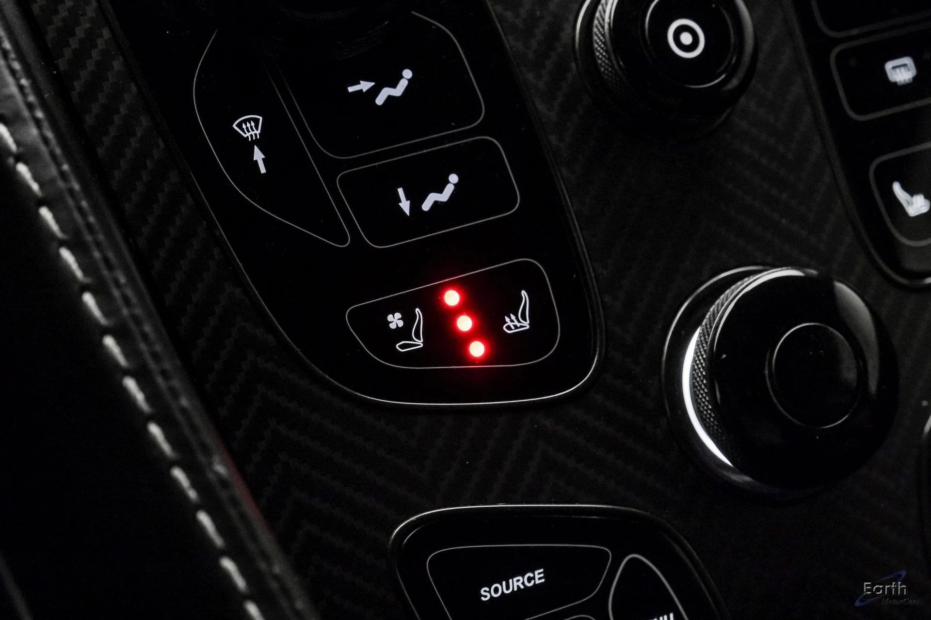 mph070_2510397699_50b22fc842bd20b01c3042785a5b534ex_6f1addacf5