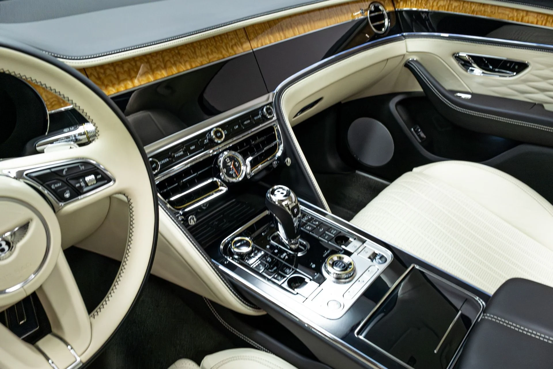 mph070_2521176936_Used_2021_Bentley_Flying_Spur_W12_1772666284_fd1fc9f43a