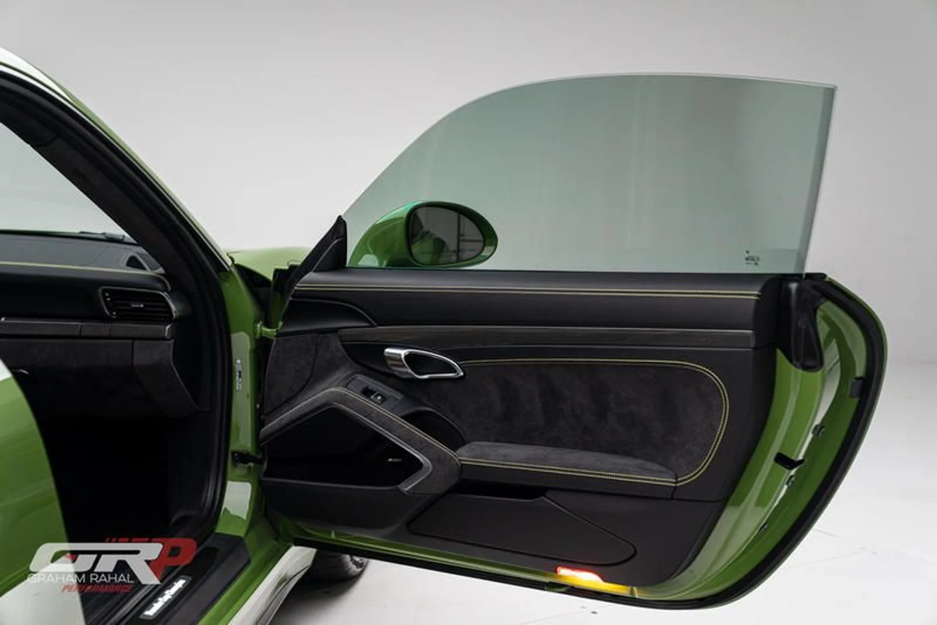 mph070_2526560425_EAC_916_EA_A5_AC_4_B03_BB_0_E_22_A394033057_0e5544a0e0